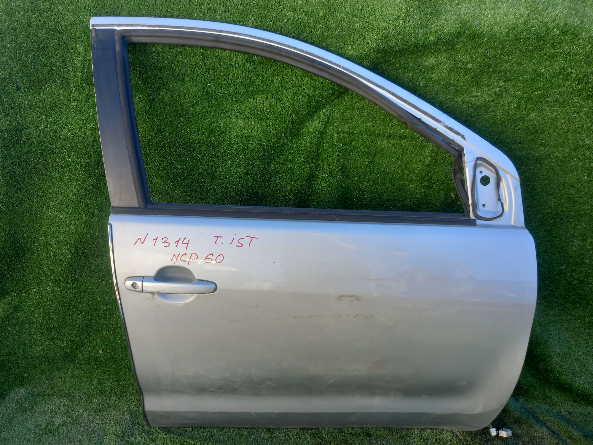 1314 дверь на TOYOTA IST NCP60, 17500 рублей, Невинномысск