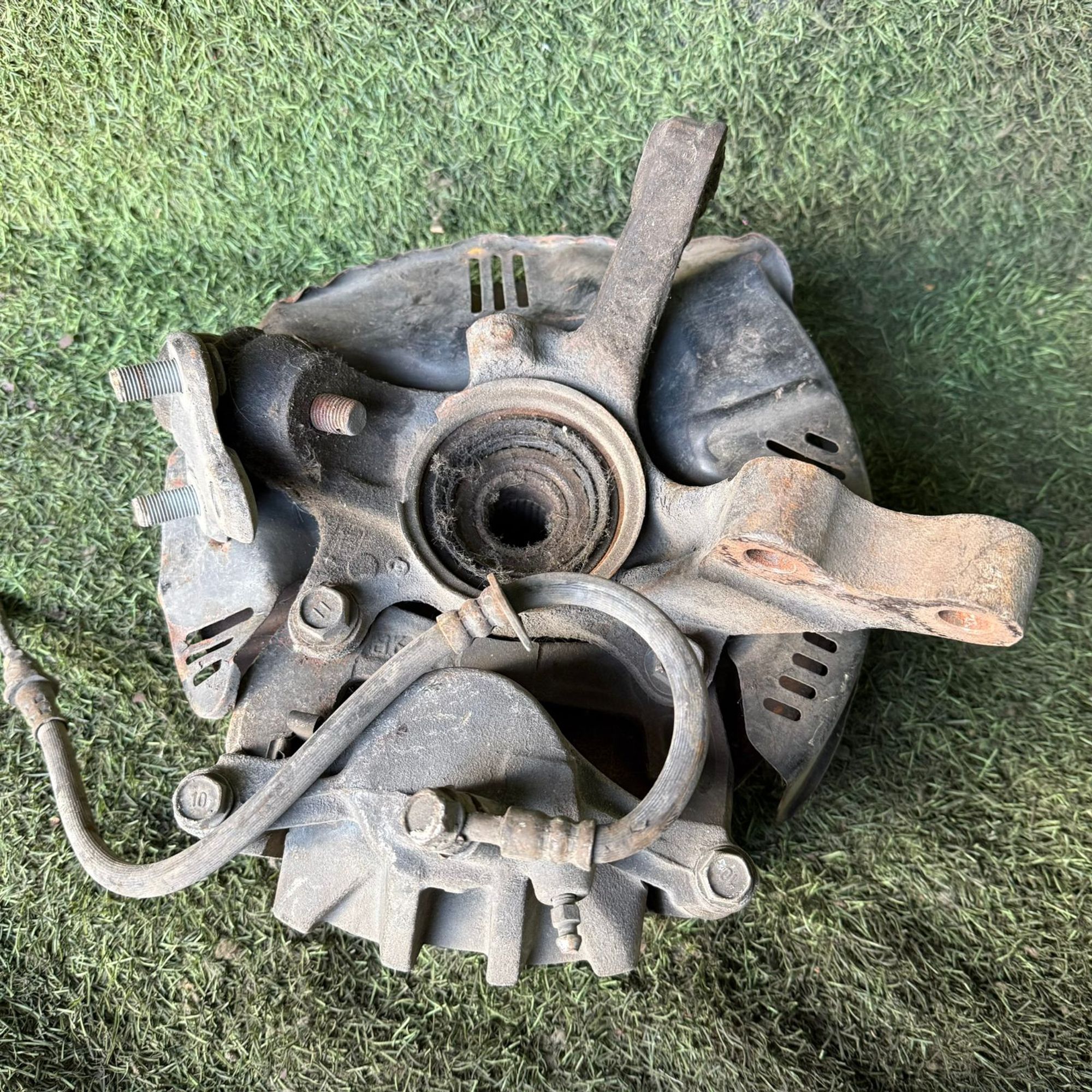 312 Ступица передняя левая  TOYOTA CARINA ED ST202, 7500 рублей, Невинномысск