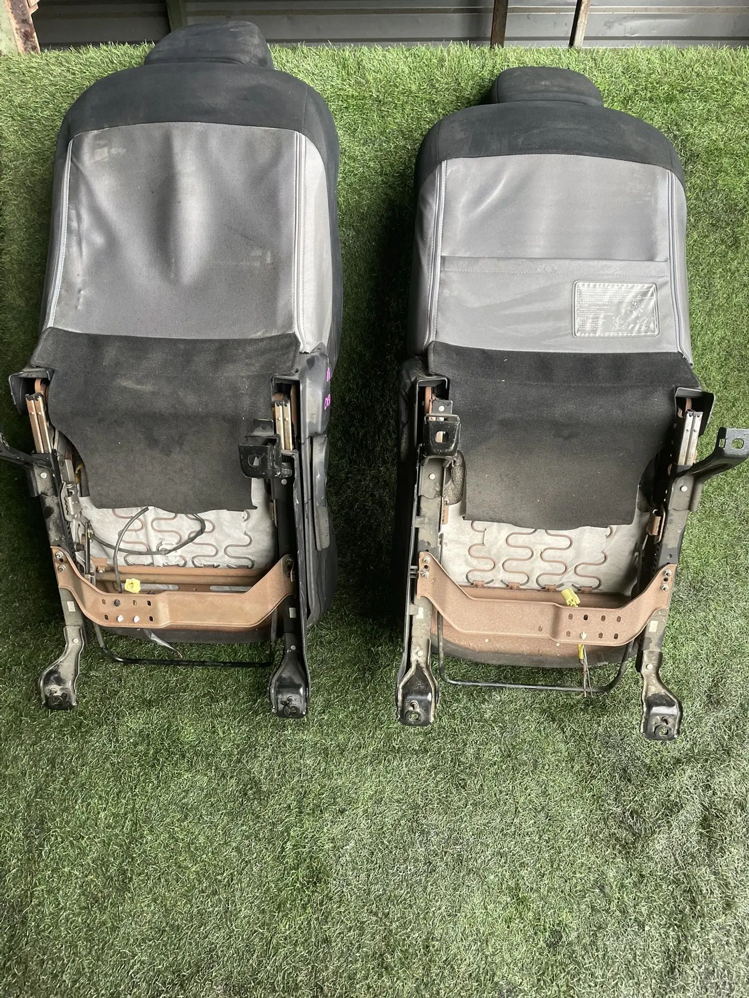 https://ycs.partsauto.market/partsauto-images/thmbs/userImages/772e461030aea93f4dbb6447c0f924d3/part/b0ec9ce3-3e71-4944-bdd9-9b23f431734c_1777967898235.jpg