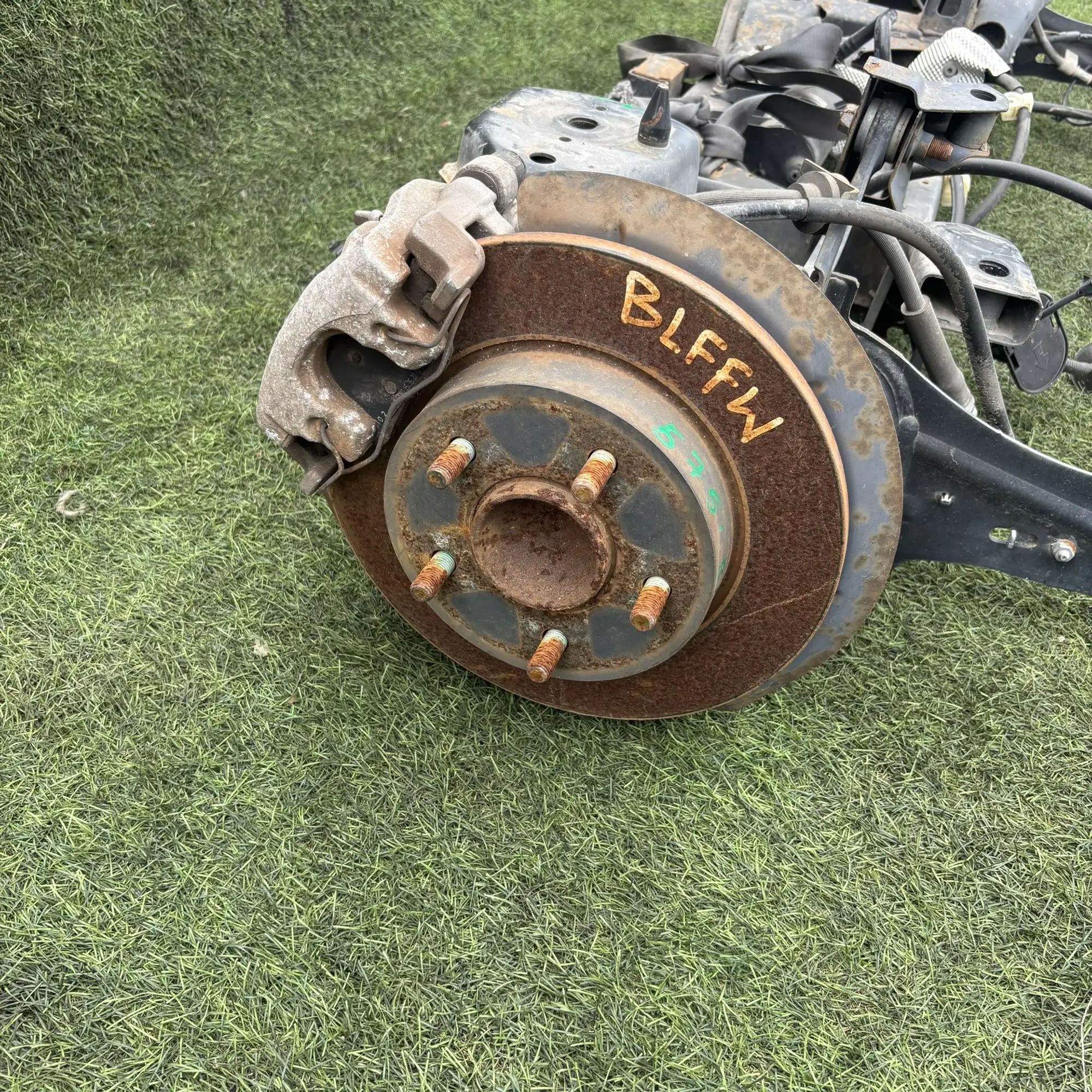 https://ycs.partsauto.market/partsauto-images/thmbs/userImages/772e461030aea93f4dbb6447c0f924d3/part/b107d93e-c612-48a2-aa74-c3847ae1d730_1777010928444.jpg