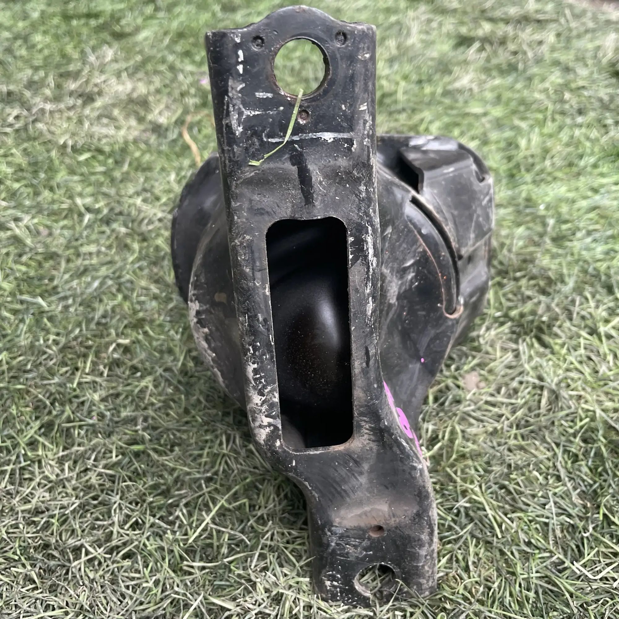 https://ycs.partsauto.market/partsauto-images/thmbs/userImages/772e461030aea93f4dbb6447c0f924d3/part/b144c009-f914-4720-9c98-fcacca9bc80a_1779190144442.jpg