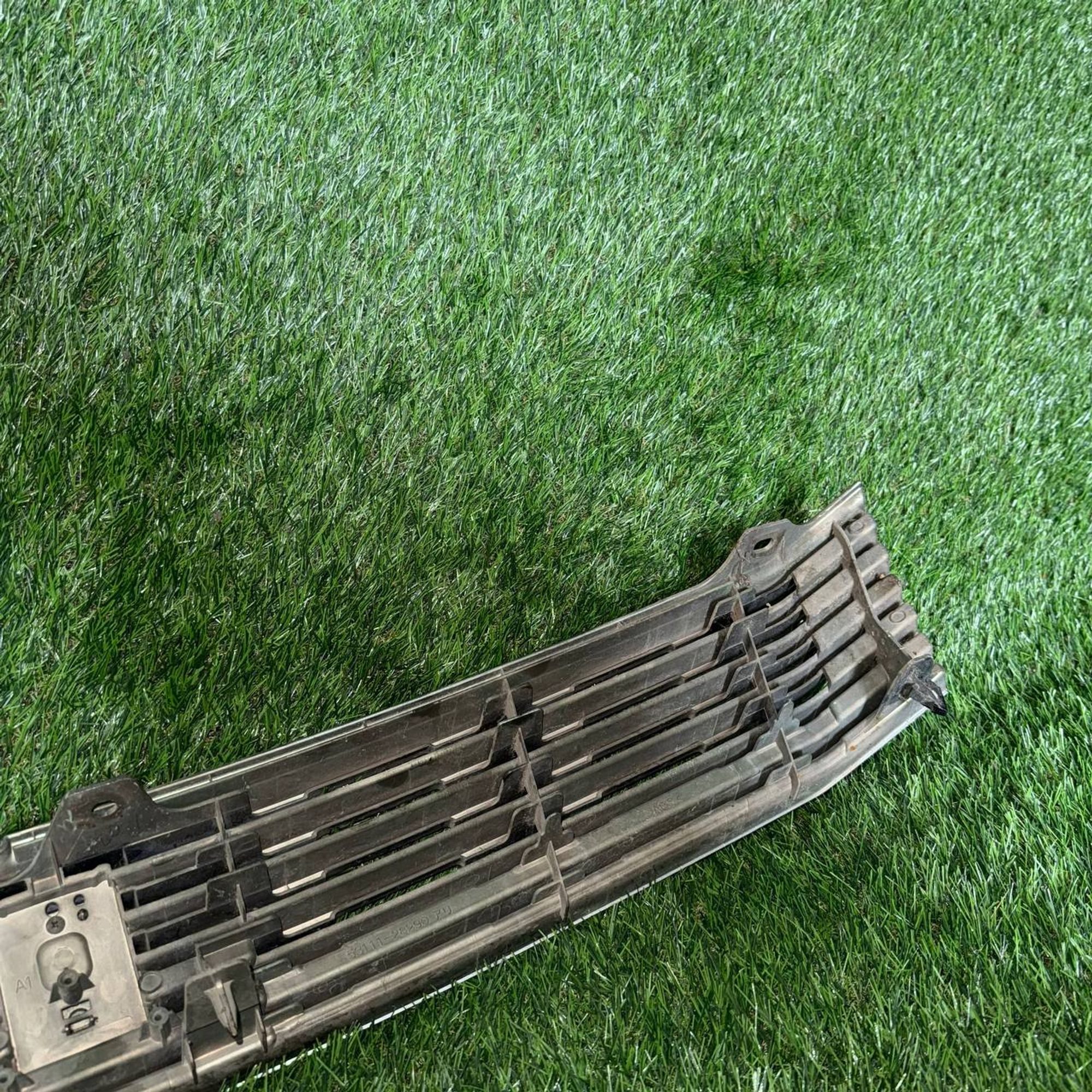 402 Решетка радиатора TOYOTA VOXY AZR60, 3000 рублей, Невинномысск