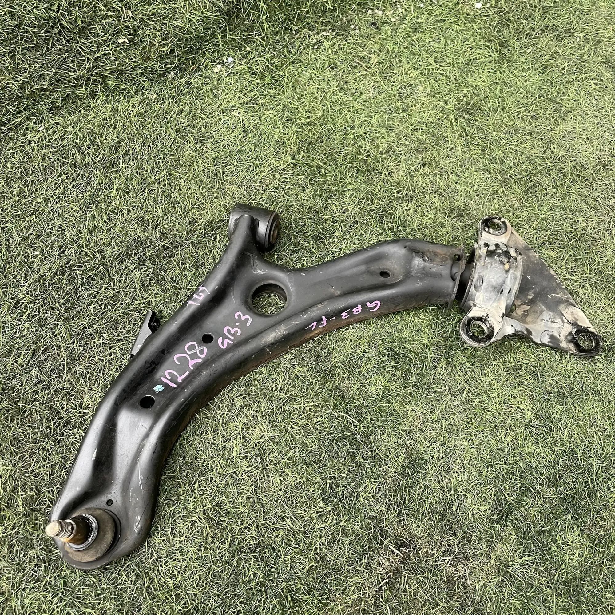 https://ycs.partsauto.market/partsauto-images/thmbs/userImages/772e461030aea93f4dbb6447c0f924d3/part/b17a42f0-e0be-4ac3-82cc-6f8bd813f273_1779197500348.jpg