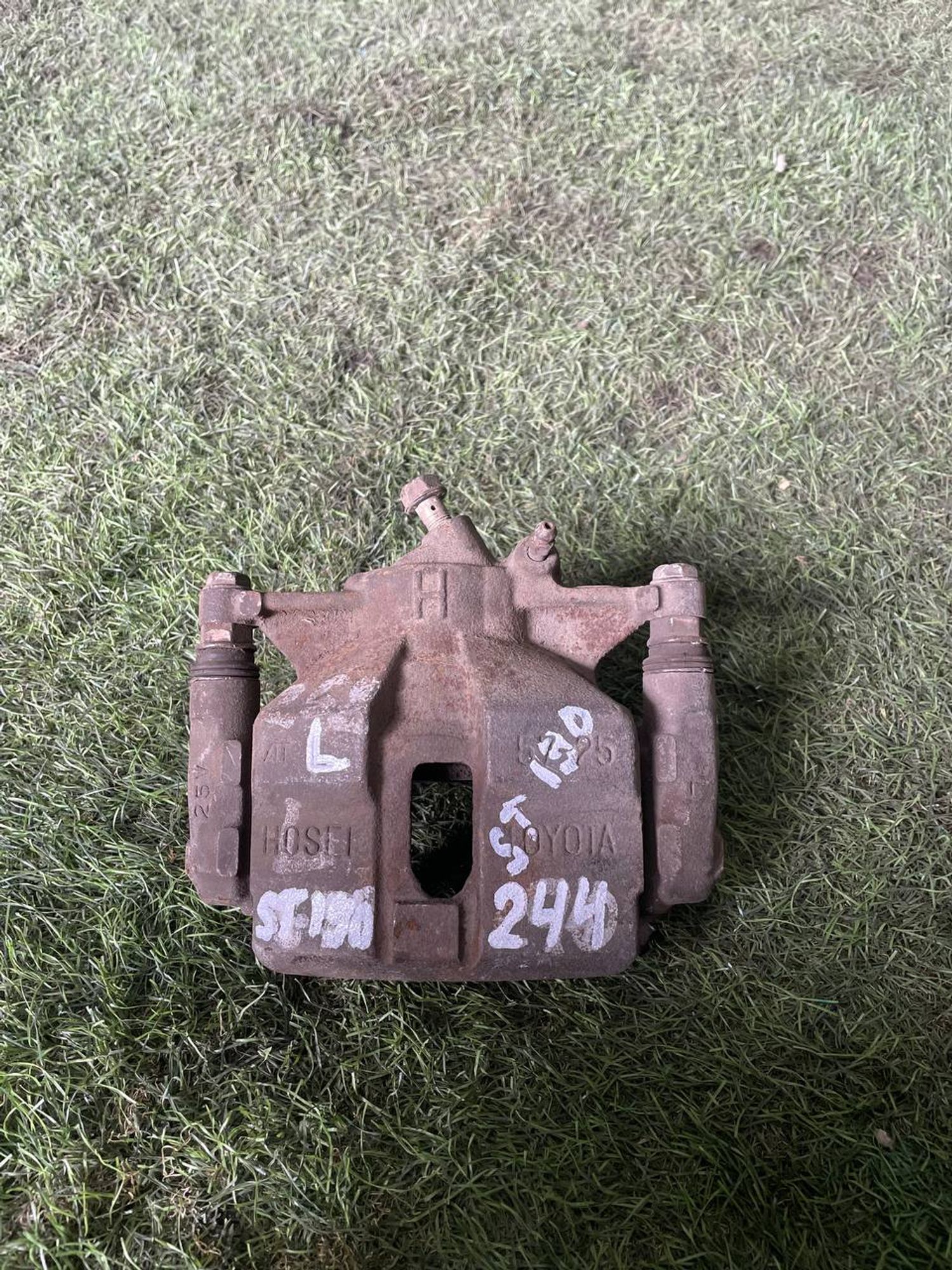 244 Суппорт тормозной передний левый TOYOTA CORONA ST190, 3000 рублей, Невинномысск