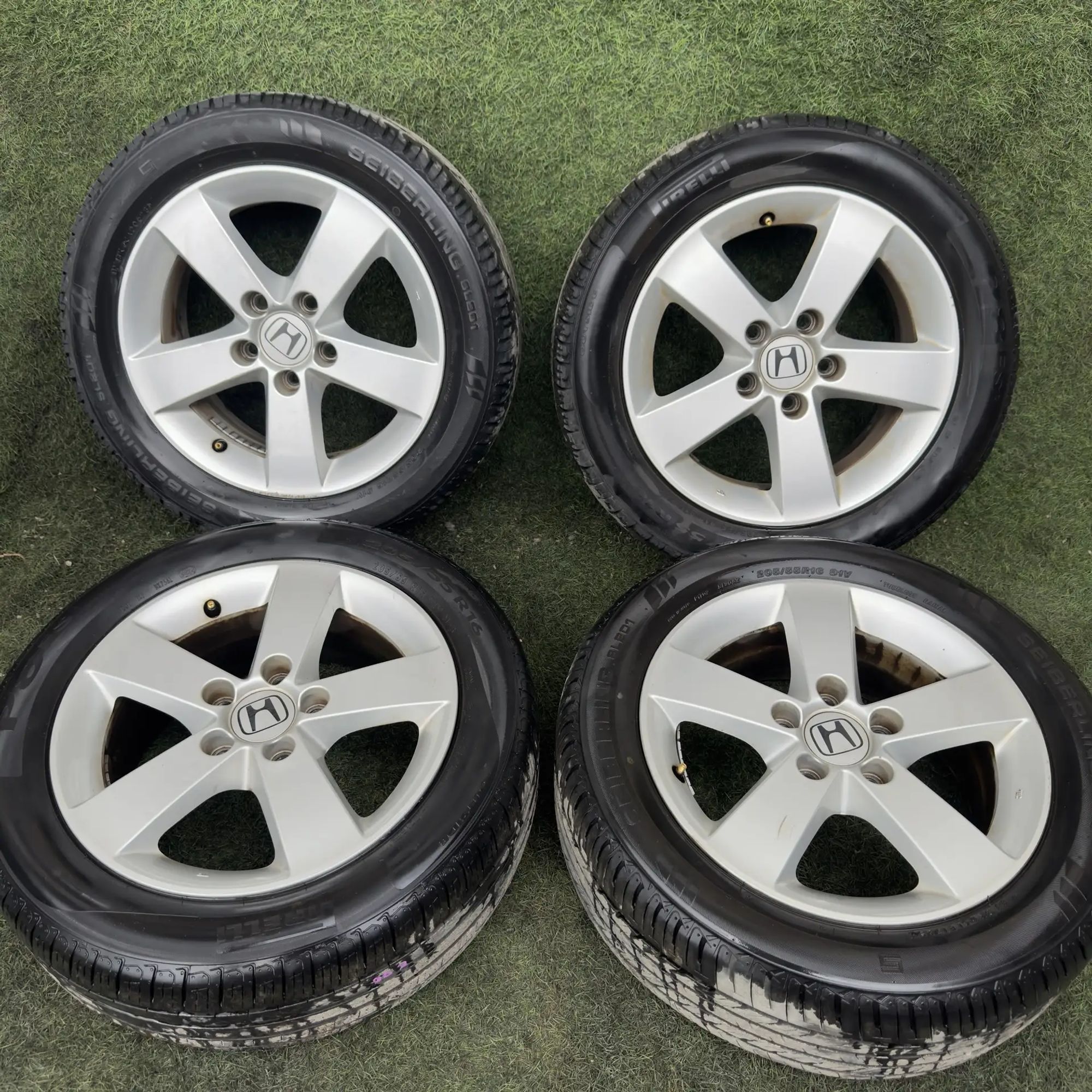https://ycs.partsauto.market/partsauto-images/thmbs/userImages/772e461030aea93f4dbb6447c0f924d3/part/b253cf7b-9332-4716-a08b-e81fe0fb61f3_1777989004004.jpg