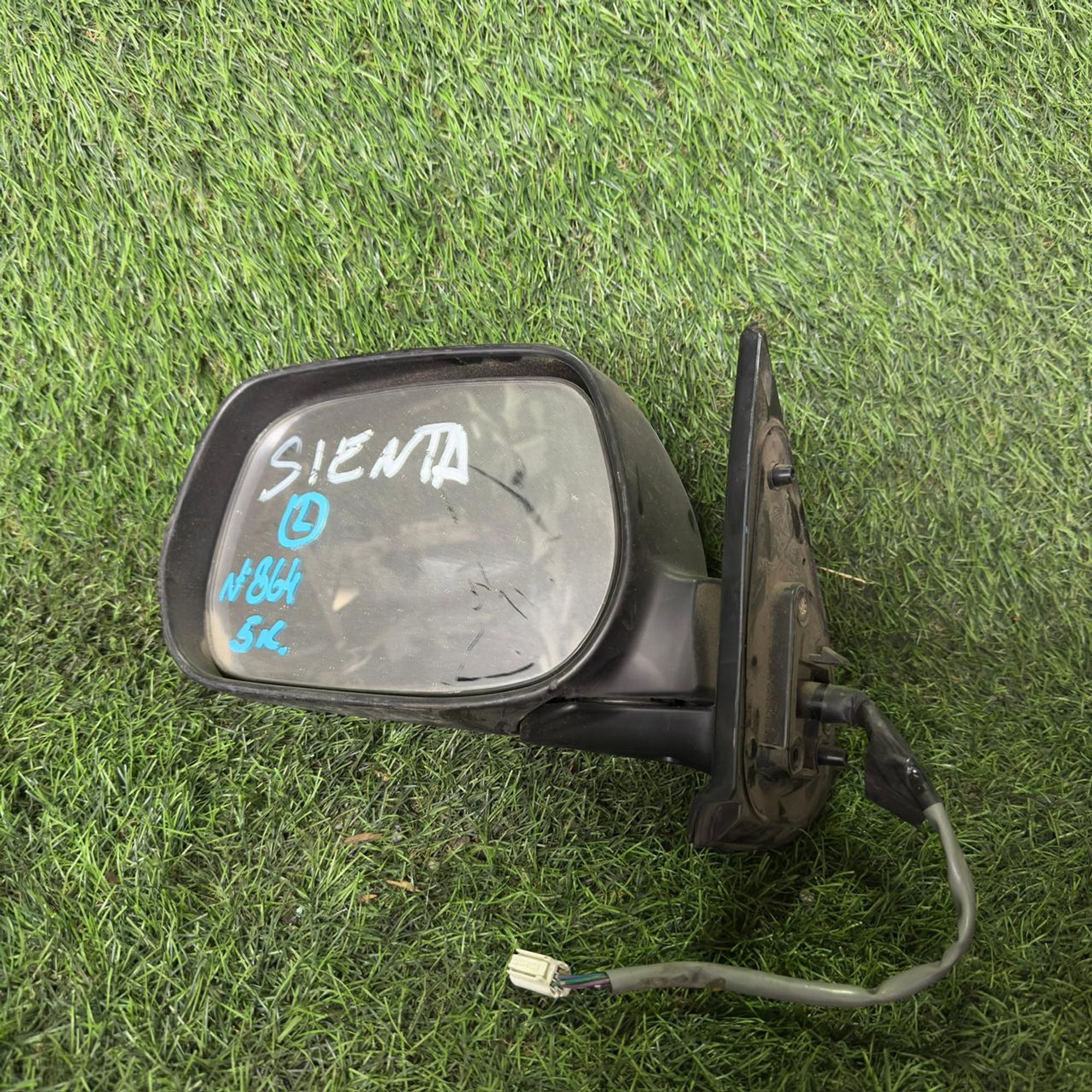 864 Зеркало боковое левое TOYOTA SIENTA NCP81, 5500 рублей, Невинномысск