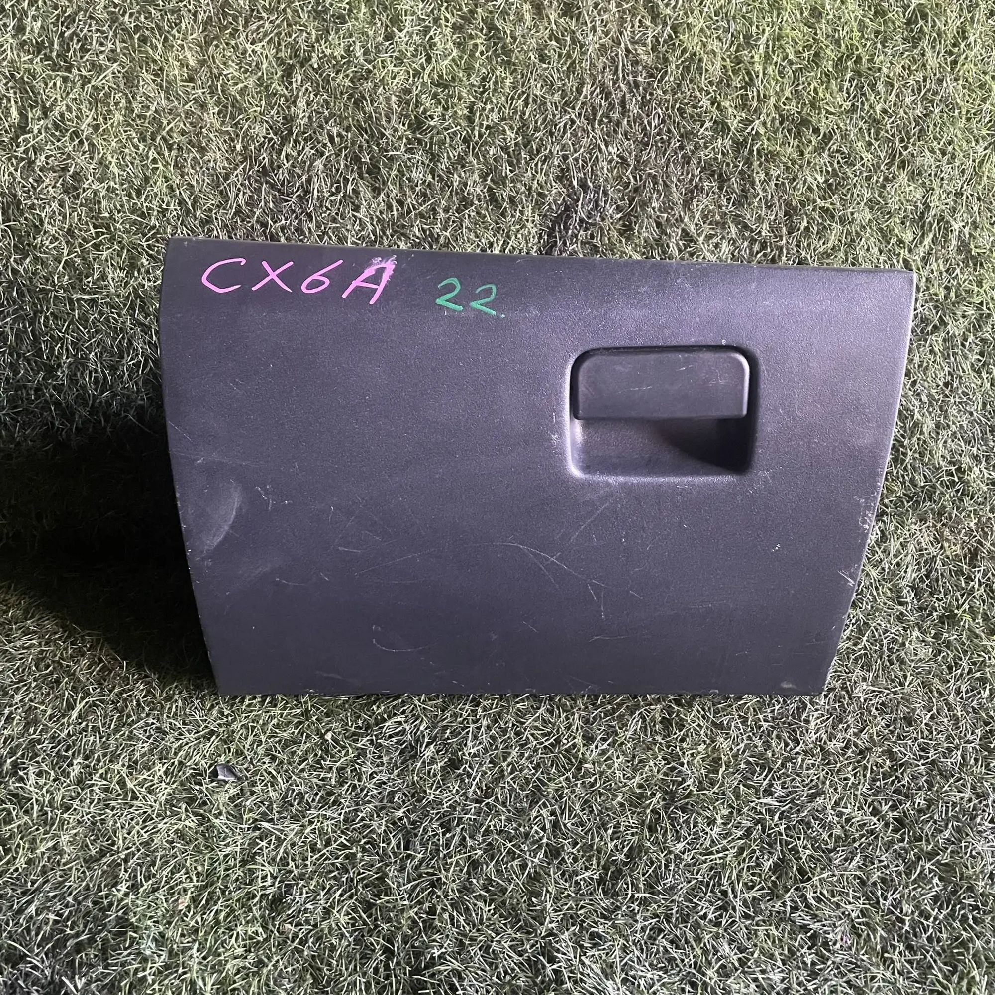 22 Бардачок Mitsubishi Galant Fortis Sportback CX6A 4J10, 3500 рублей, Невинномысск