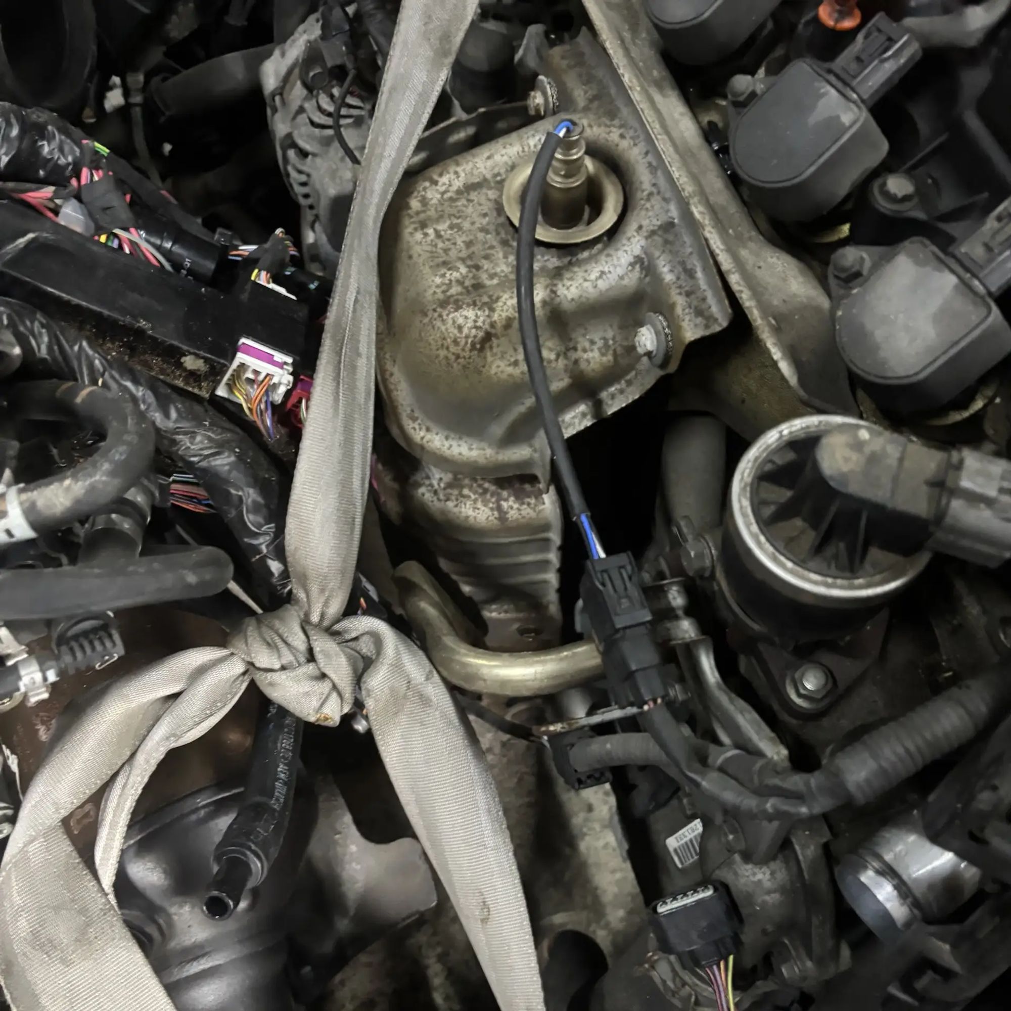 https://ycs.partsauto.market/partsauto-images/thmbs/userImages/772e461030aea93f4dbb6447c0f924d3/part/b2ca94f5-4214-44a8-95d1-d664229cf7ec_1778838992523.jpg