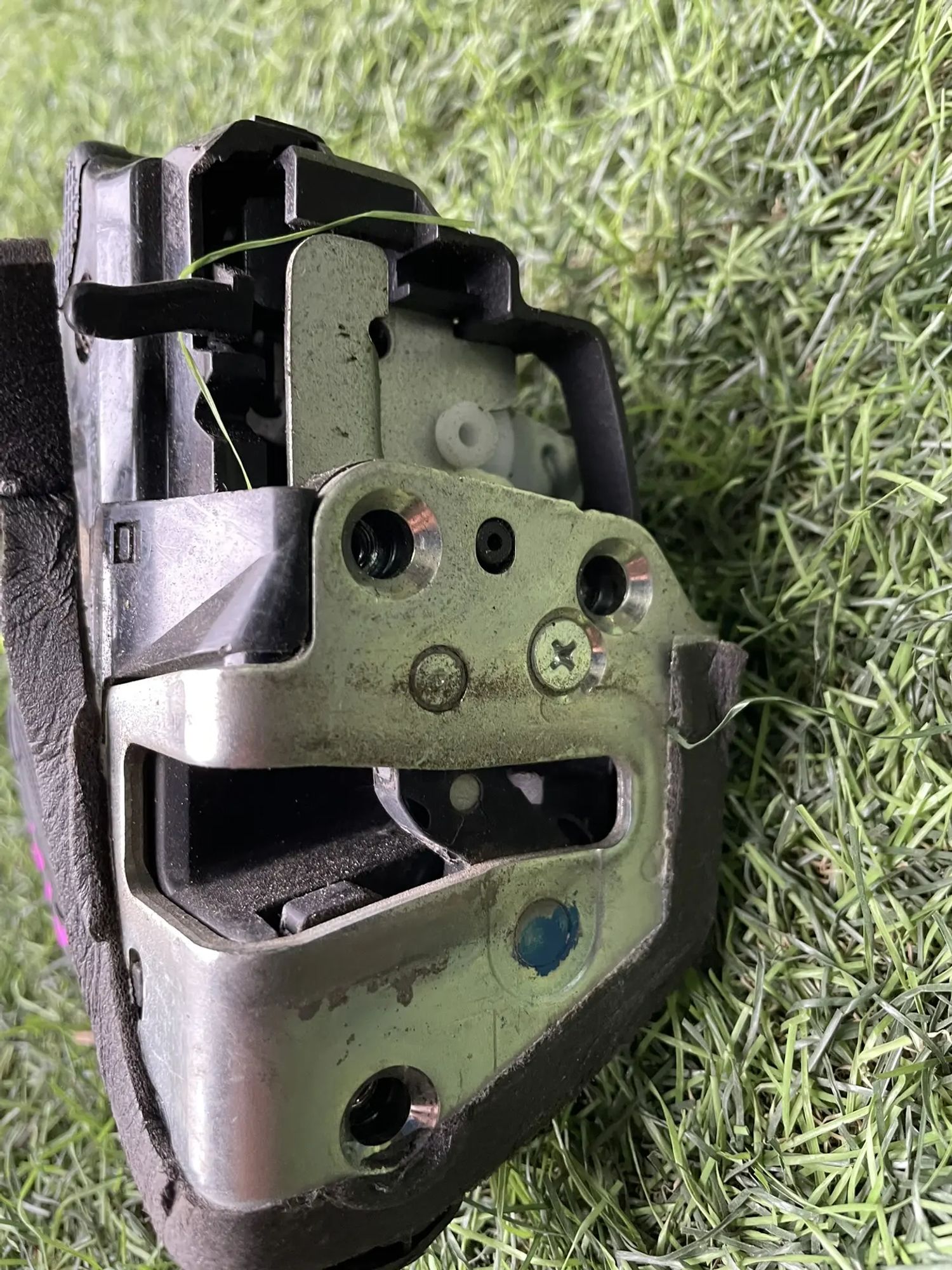 https://ycs.partsauto.market/partsauto-images/thmbs/userImages/772e461030aea93f4dbb6447c0f924d3/part/b2d820b1-0095-48d5-92fb-4071dc92f05c_1774863030958.jpg