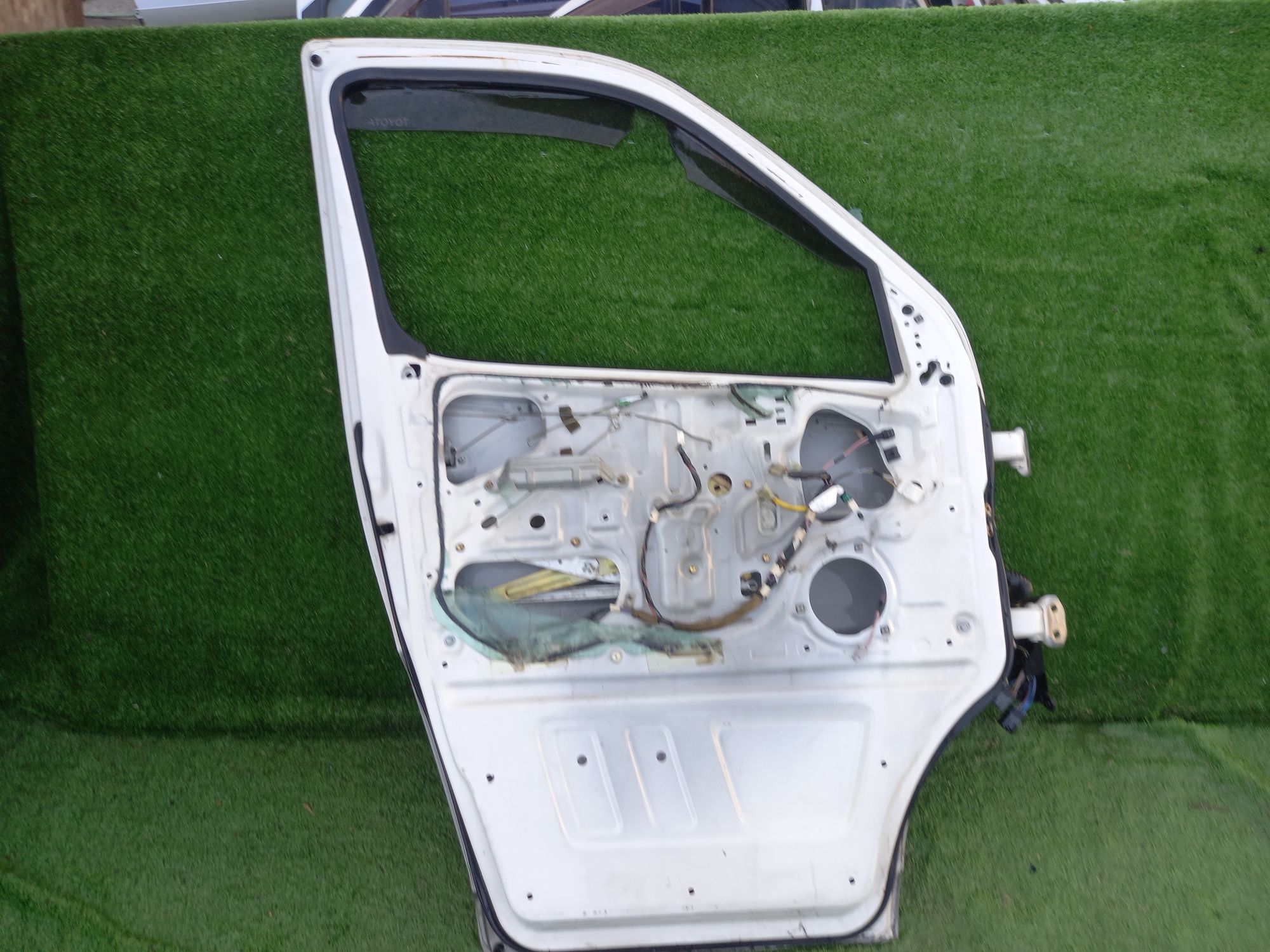 1185 дверь на TOYOTA HIACE REGIUS RCH46, 5500 рублей, Невинномысск