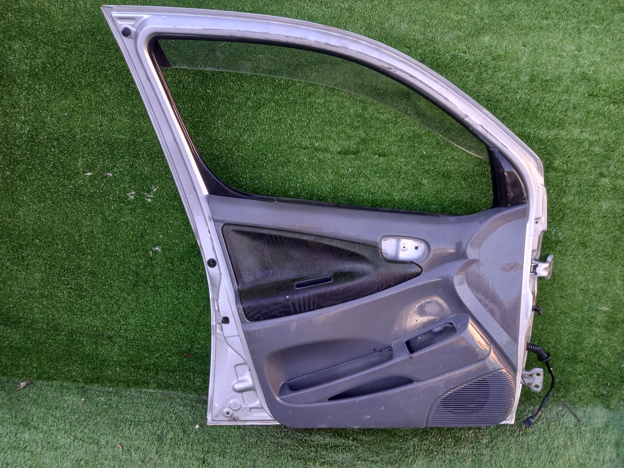 339 дверь F/L на DAIHATSU YRV M201G, 9500 рублей, Невинномысск