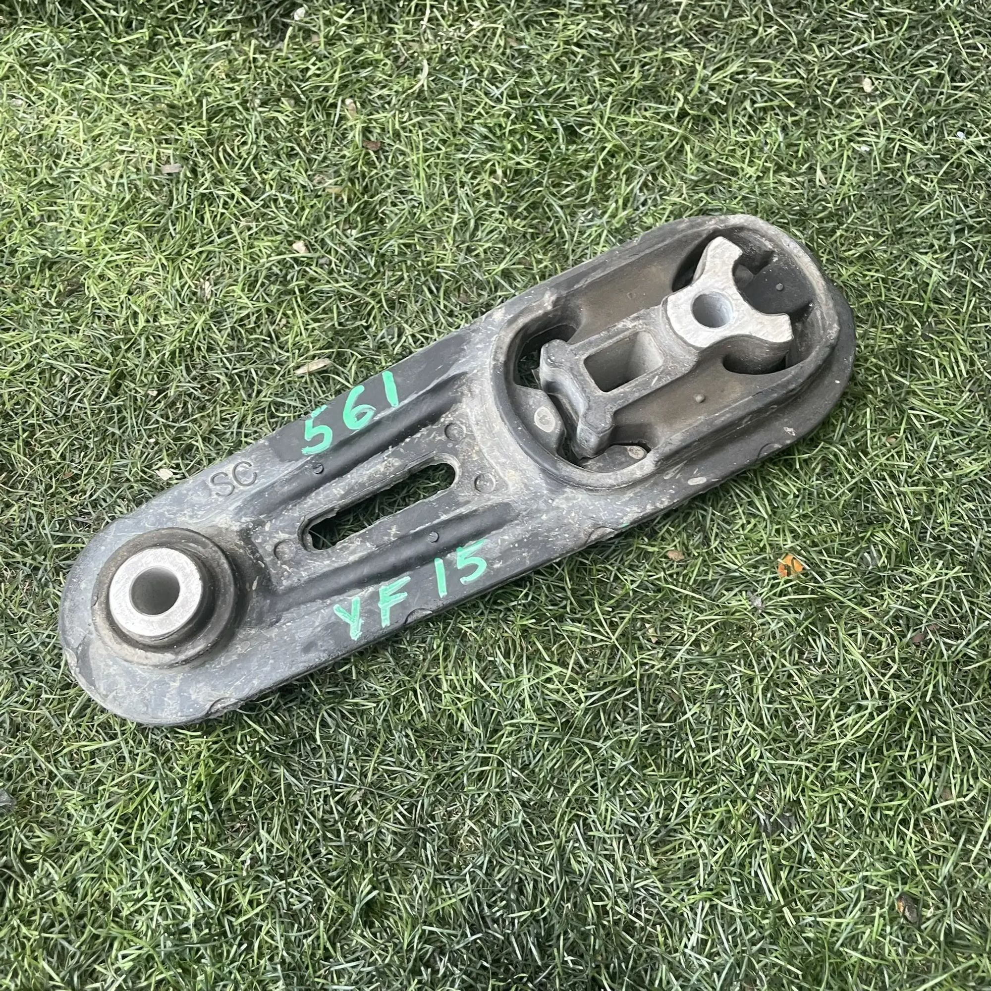 https://ycs.partsauto.market/partsauto-images/thmbs/userImages/772e461030aea93f4dbb6447c0f924d3/part/b5530458-6895-4117-bf9d-a6cc8175f119_1776861300555.jpg
