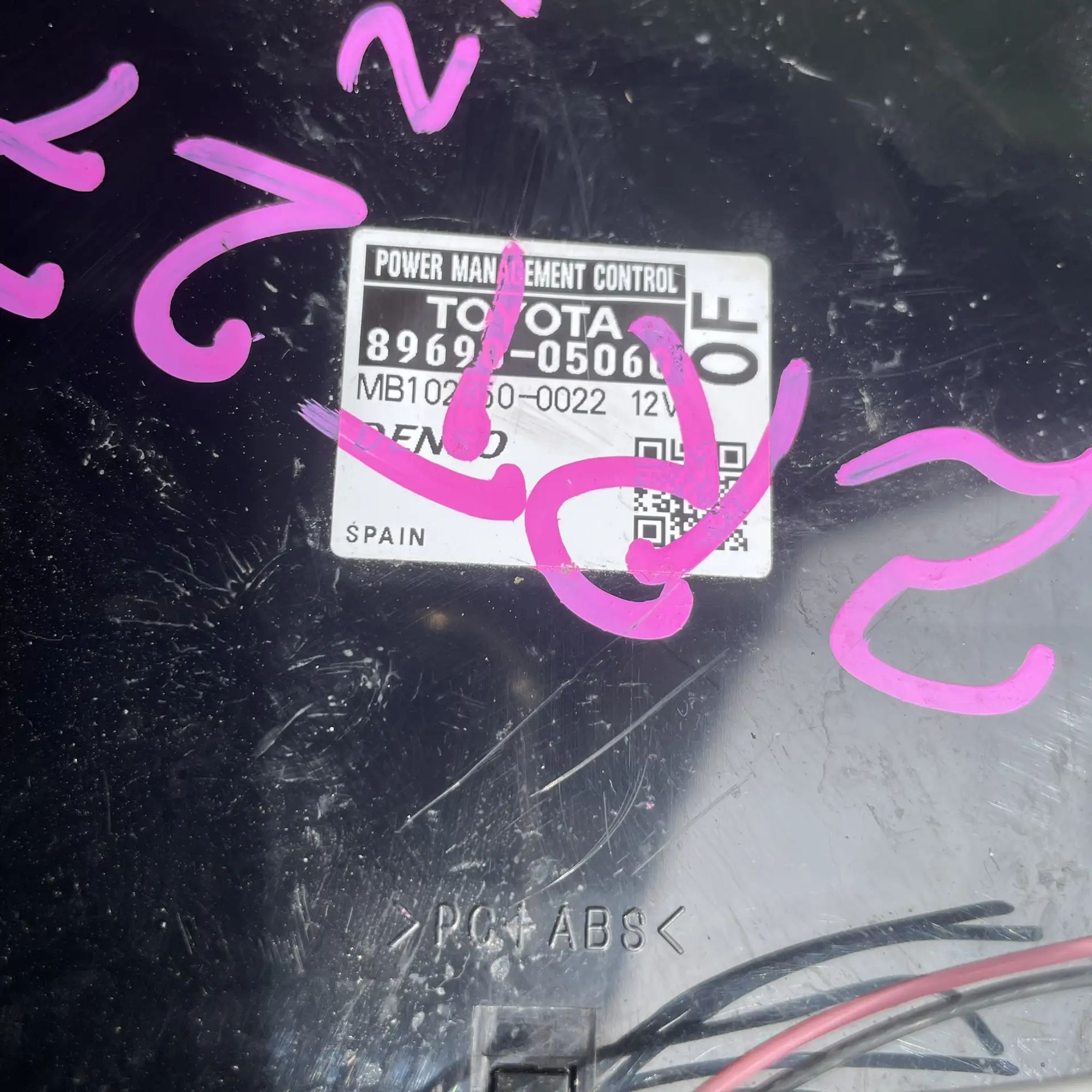 https://ycs.partsauto.market/partsauto-images/thmbs/userImages/772e461030aea93f4dbb6447c0f924d3/part/b56973f8-f3f4-488f-ba34-2eedf9e15526_1776515014363.jpg