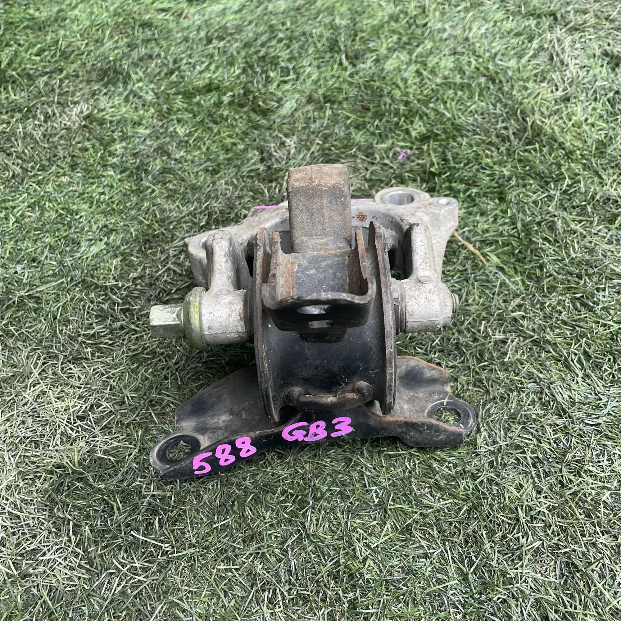 https://ycs.partsauto.market/partsauto-images/thmbs/userImages/772e461030aea93f4dbb6447c0f924d3/part/b5f44467-602a-4219-96f2-54bd0deb2f31_1779190391301.jpg