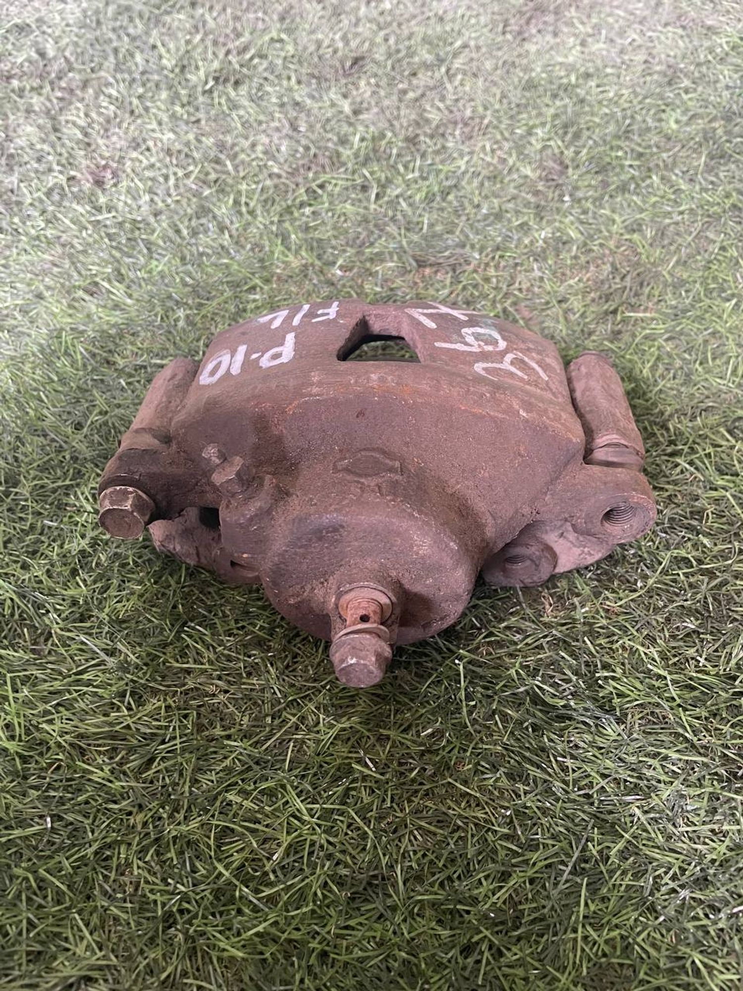 367 Суппорт тормозной передний левый NISSAN PRIMERA P10, 2500 рублей, Невинномысск