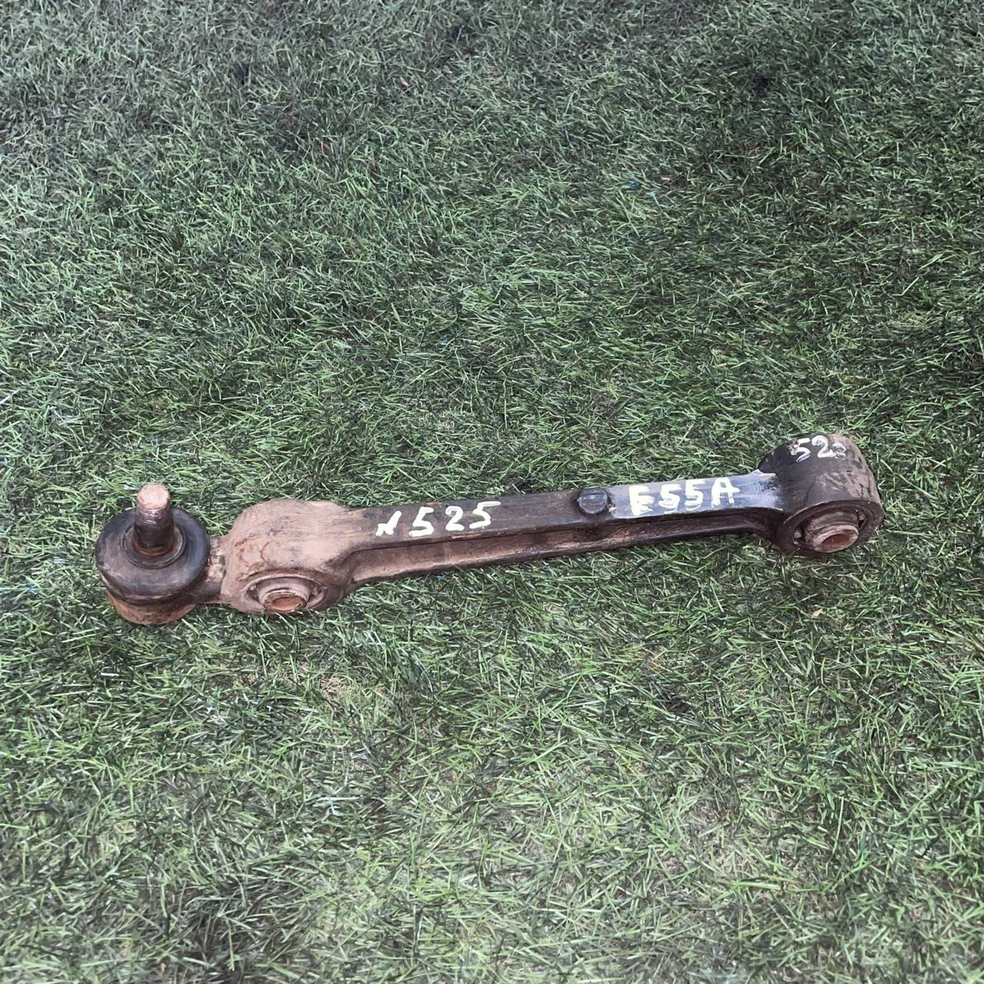 525 Рычаг передний левый верхний MITSUBISHI GALANT E55A 4G63, 4000 рублей, Невинномысск