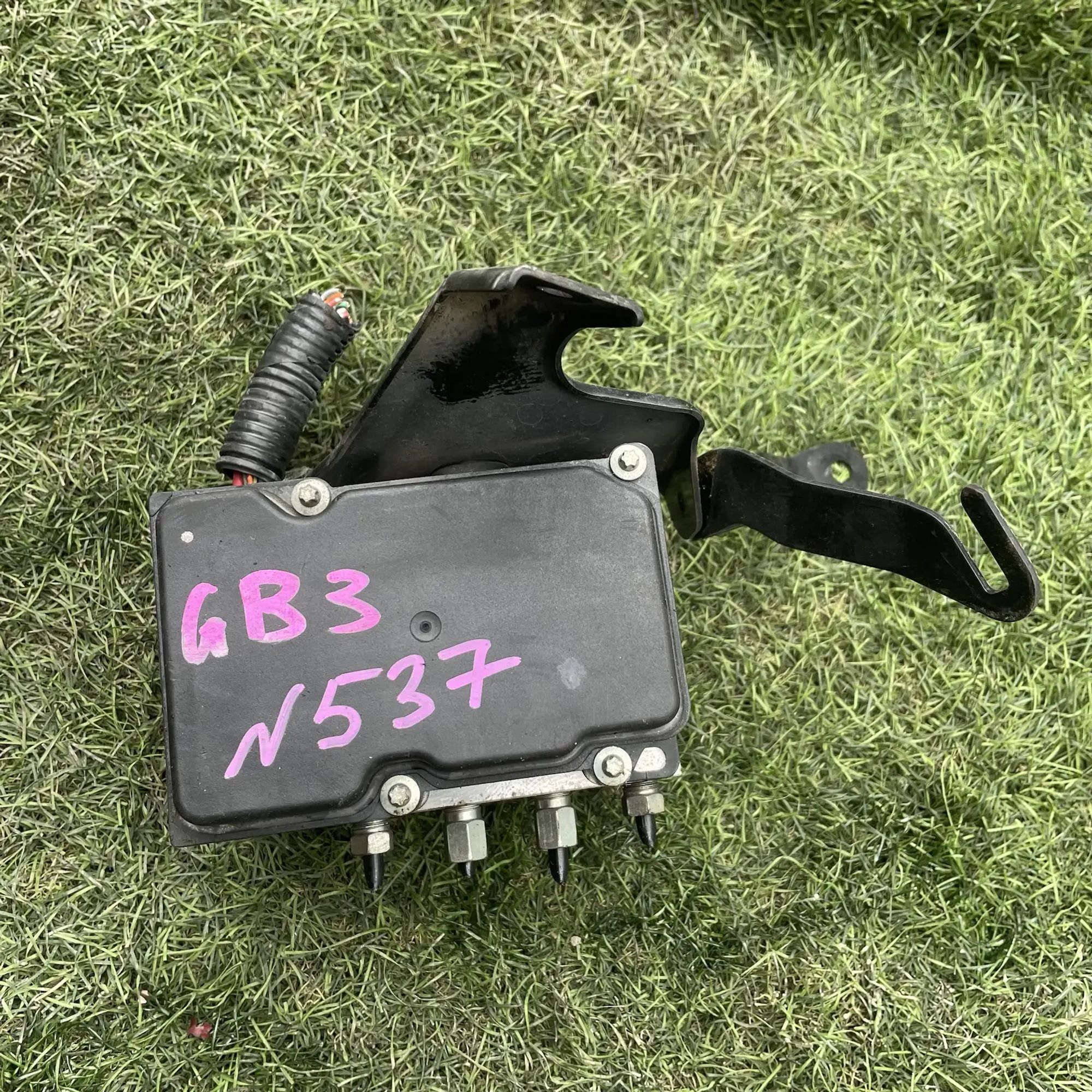 https://ycs.partsauto.market/partsauto-images/thmbs/userImages/772e461030aea93f4dbb6447c0f924d3/part/b676ba00-6ba4-4009-8694-23a897515523_1779188676177.jpg
