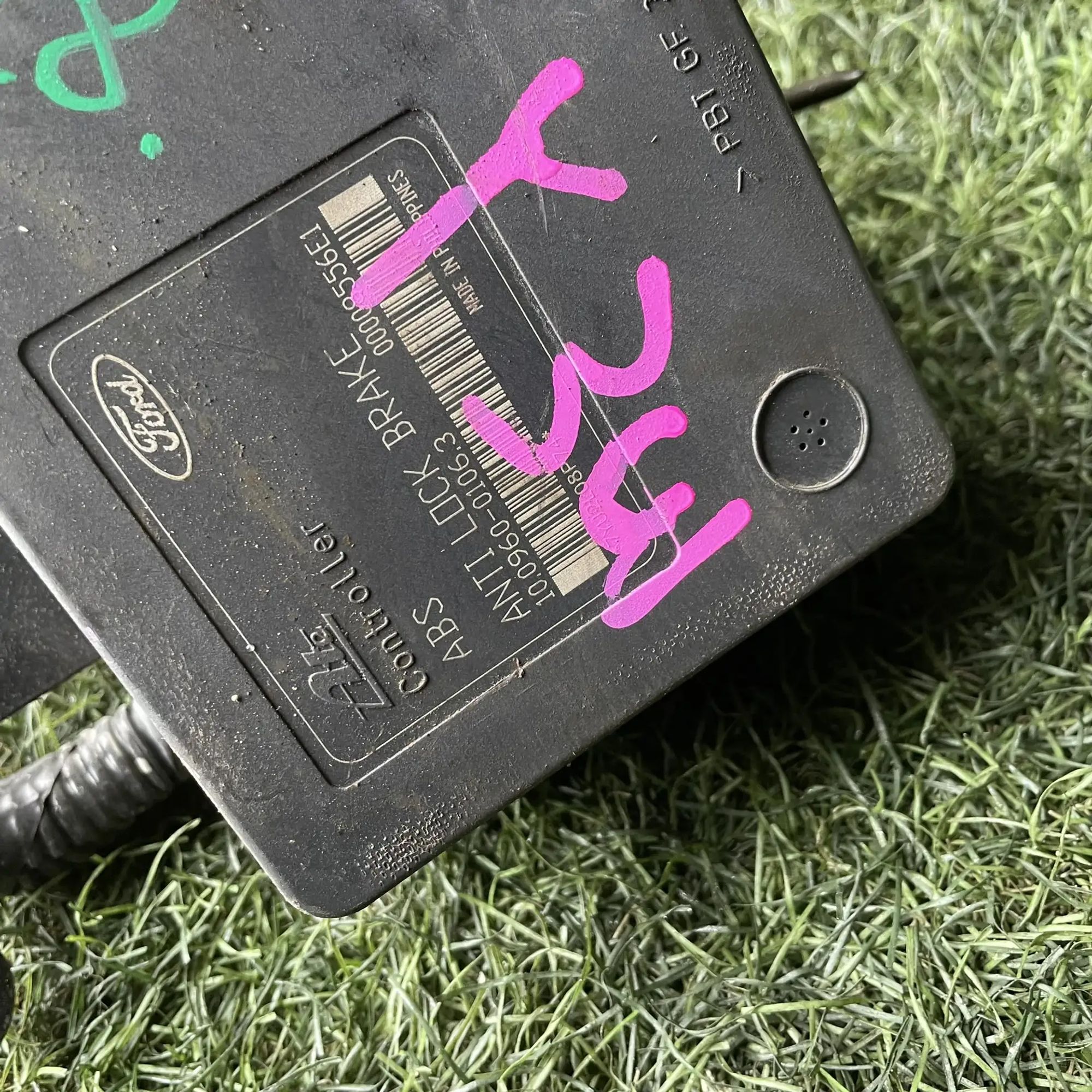 https://ycs.partsauto.market/partsauto-images/thmbs/userImages/772e461030aea93f4dbb6447c0f924d3/part/b70561dd-f0d0-4a0b-8377-4c98bebb0849_1776928094674.jpg