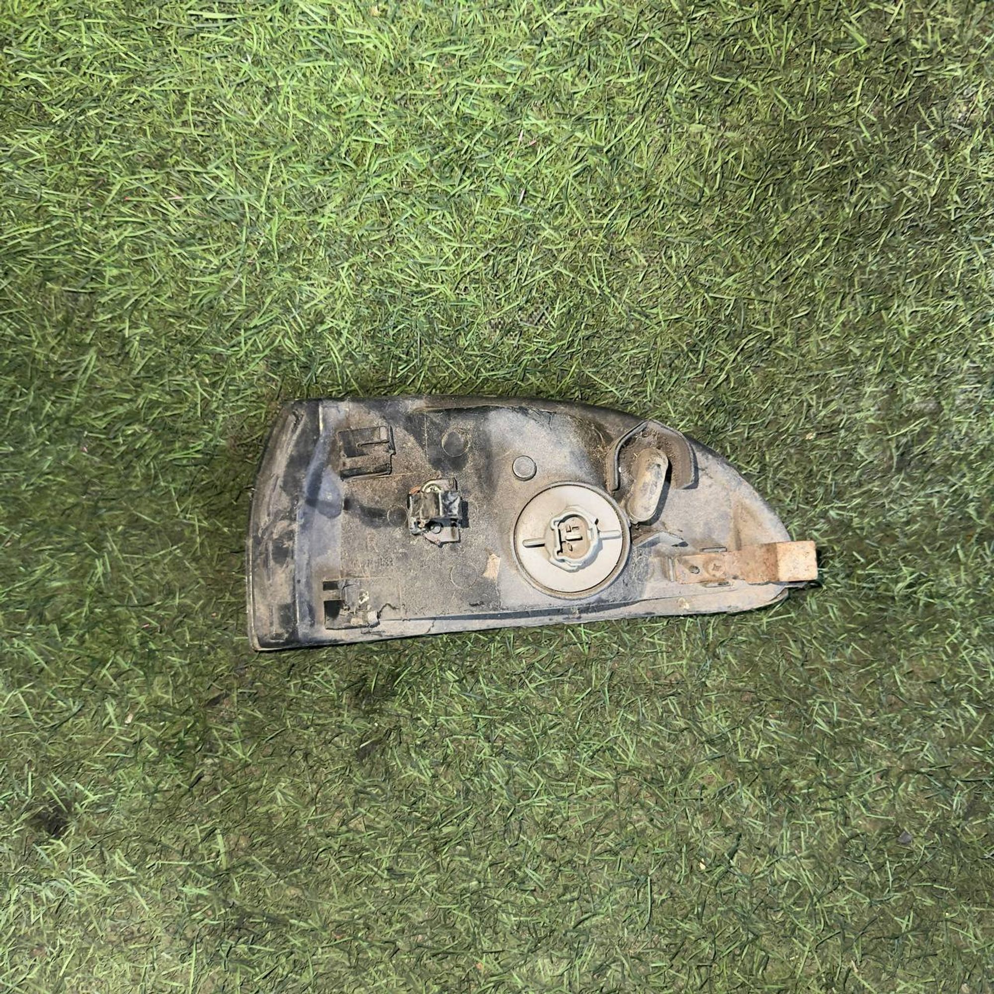 1012 Фонарь габаритный правый MITSUBISHI GALANT E55A 4G63, 3500 рублей, Невинномысск