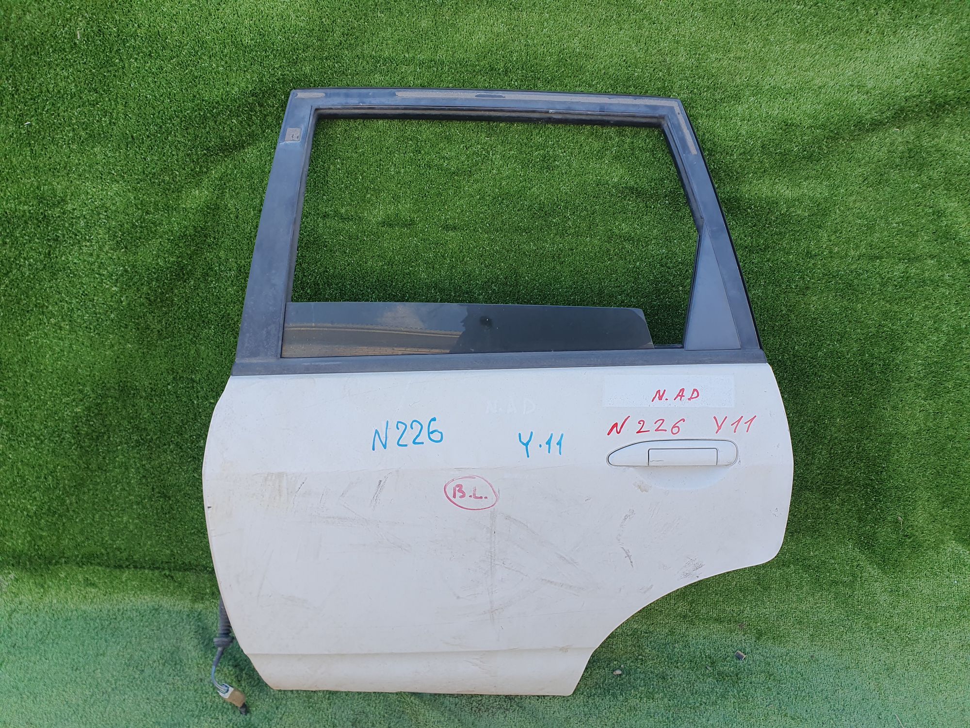 226 дверь на NISSAN AD Y11, 9500 рублей, Невинномысск