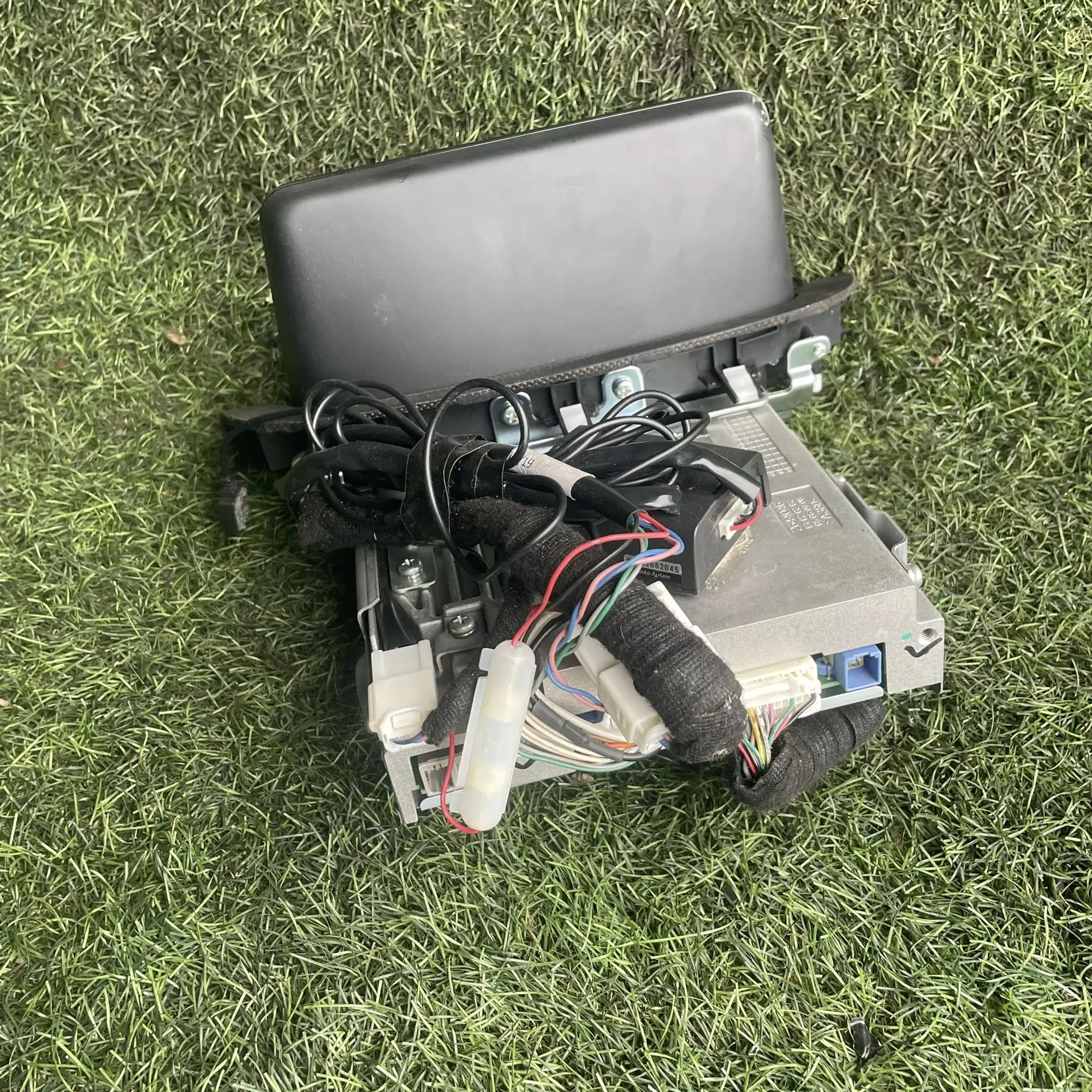 https://ycs.partsauto.market/partsauto-images/thmbs/userImages/772e461030aea93f4dbb6447c0f924d3/part/b7301912-ef79-41bb-8553-eed58cc9a468_1776682416143.jpg