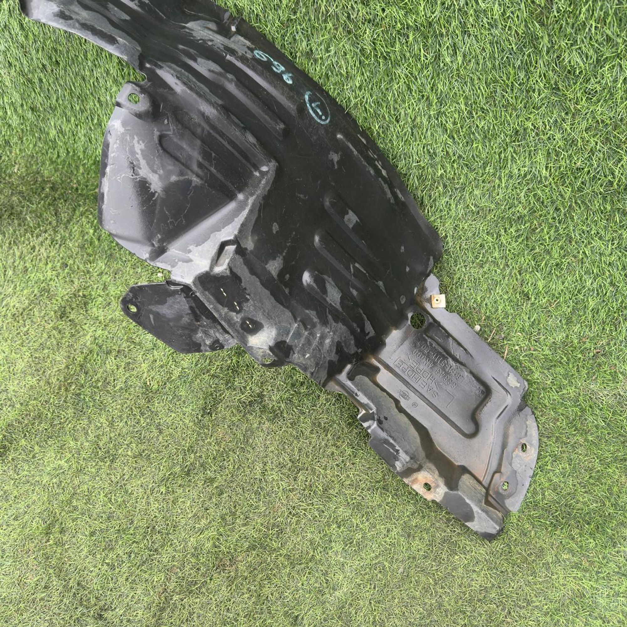 696 Подкрылок передний левый Nissan Serena C24, 3500 рублей, Невинномысск