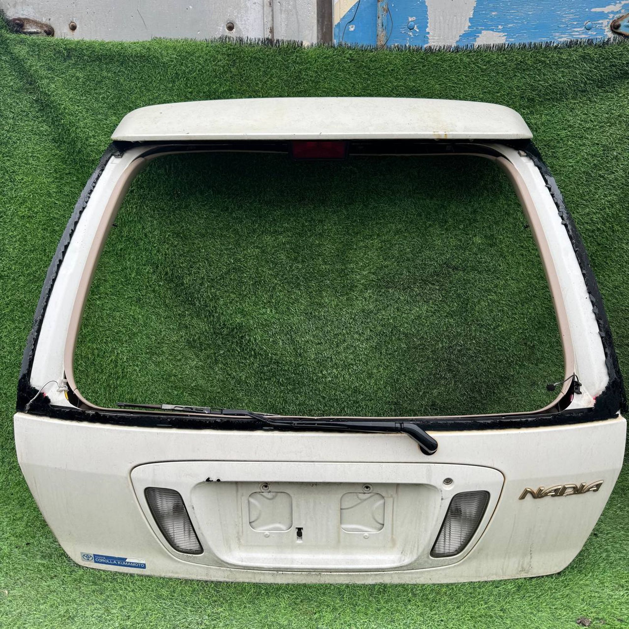 1 Дверь багажника Toyota Nadia, 12500 рублей, Невинномысск