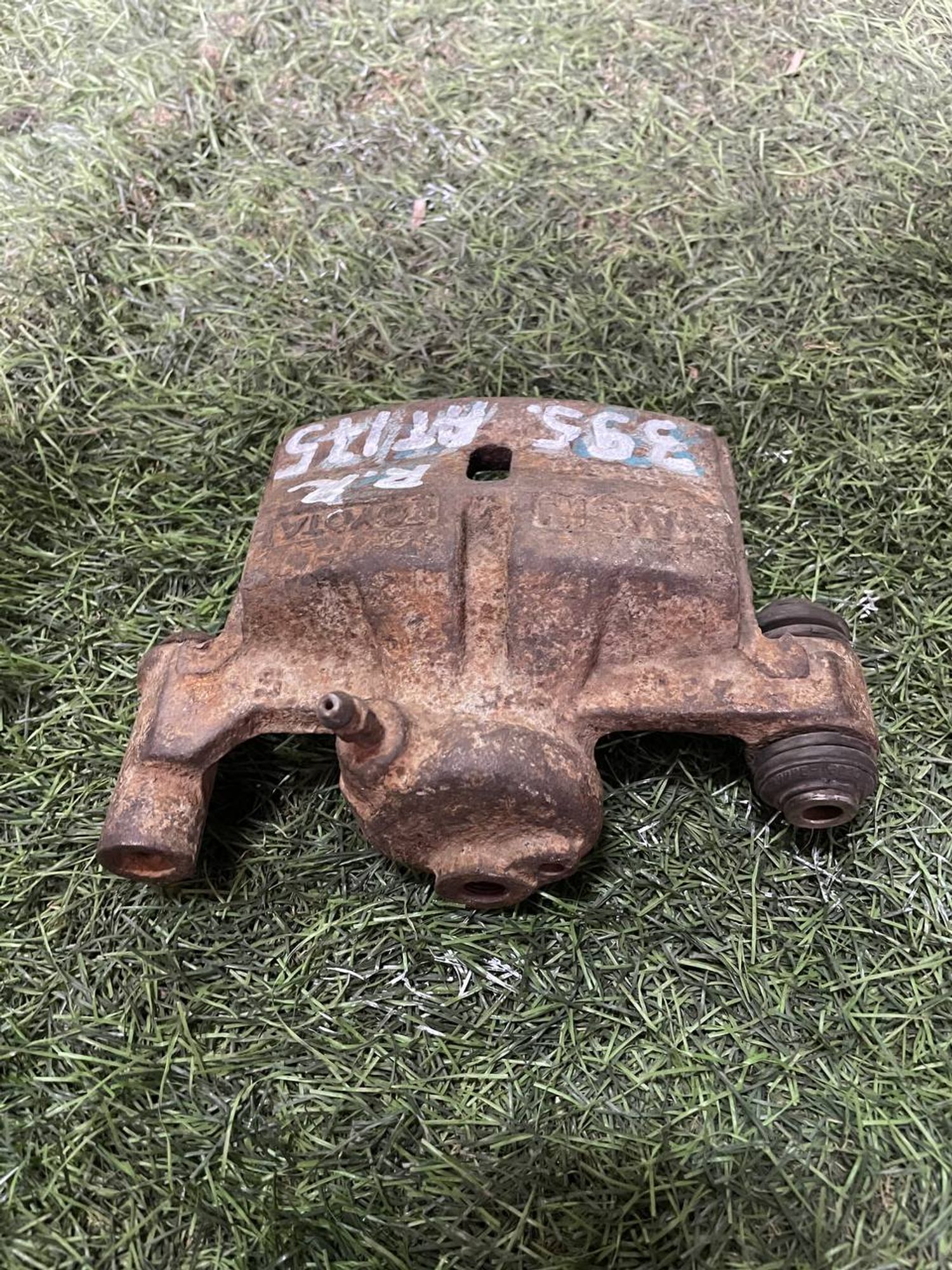 395 Суппорт тормозной передний левый TOYOTA CARINA AT175, 3000 рублей, Невинномысск