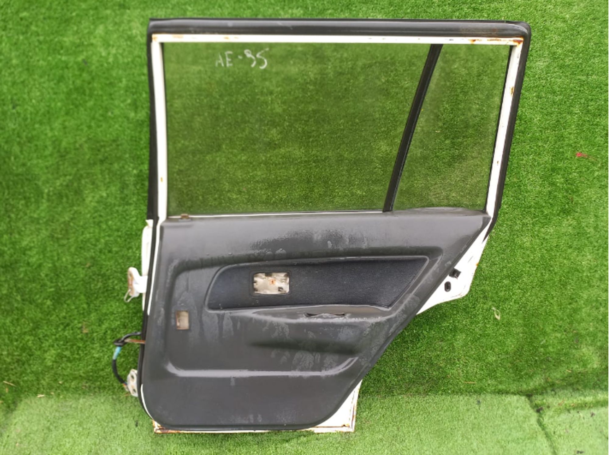 1201 дверь на TOYOTA CARIB AE95, 5500 рублей, Невинномысск