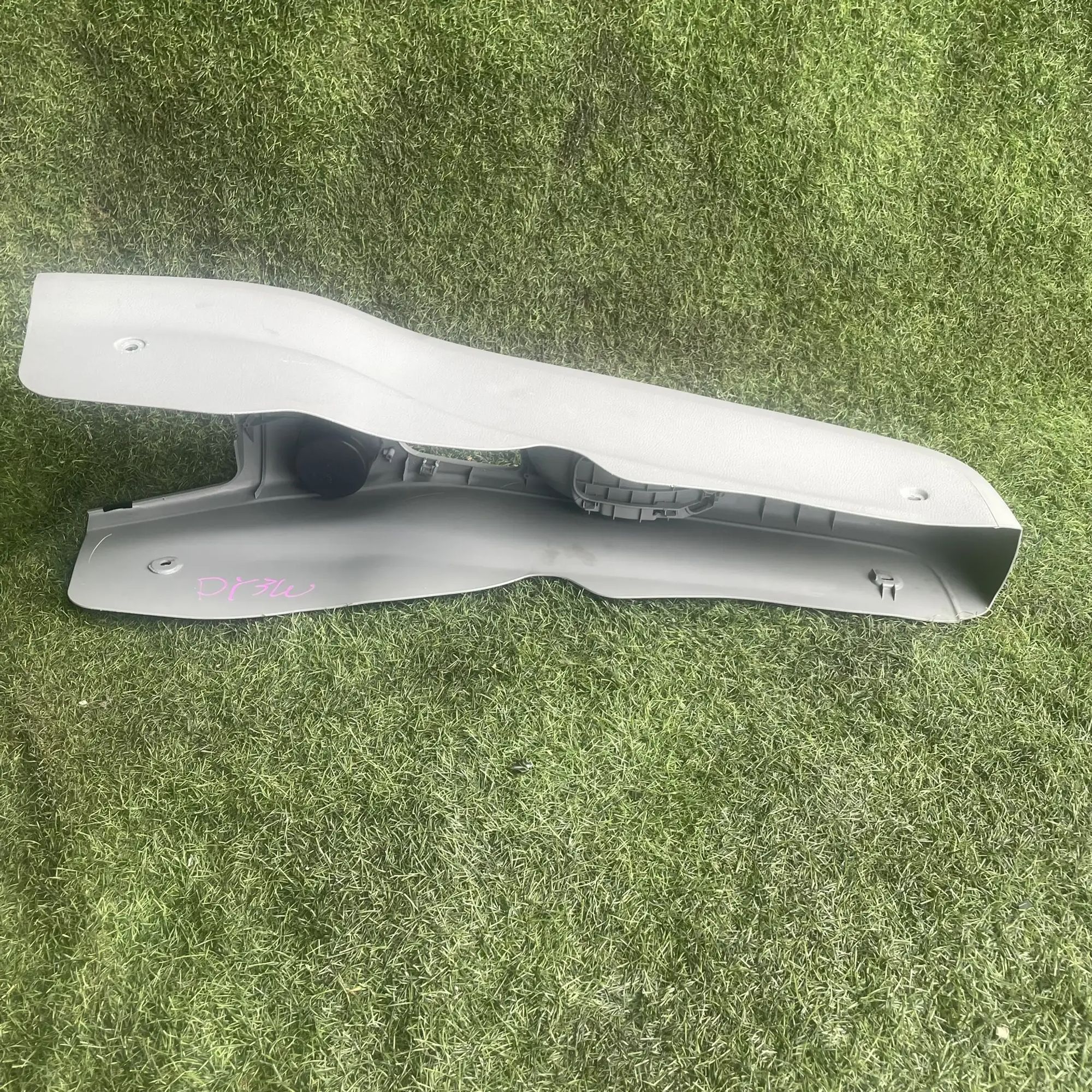 https://ycs.partsauto.market/partsauto-images/thmbs/userImages/772e461030aea93f4dbb6447c0f924d3/part/b8cf8baa-9489-4fd2-8391-f1074621be44_1776670472536.jpg