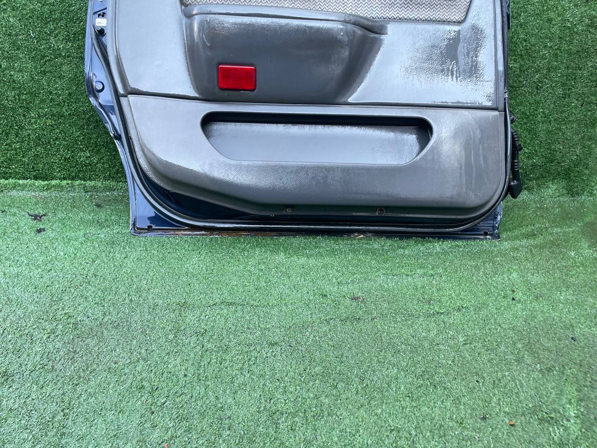 2042 дверь на MITSUBISHI CHARIOT RN33, 6500 рублей, Невинномысск