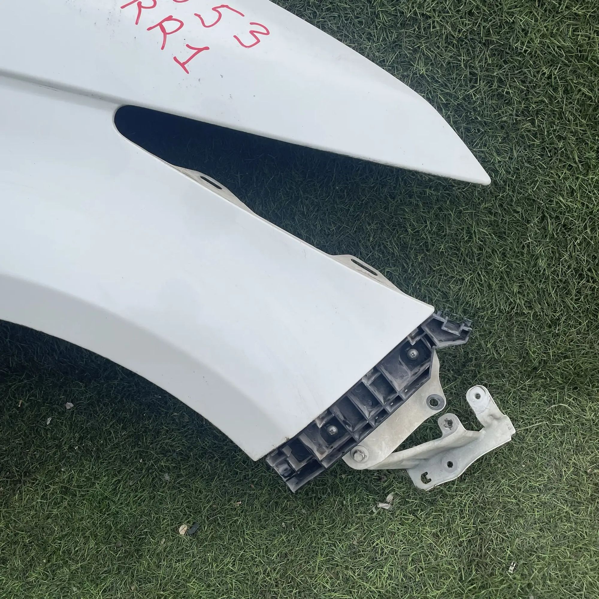 https://ycs.partsauto.market/partsauto-images/thmbs/userImages/772e461030aea93f4dbb6447c0f924d3/part/b99fea21-6e81-403a-9641-231235b44246_1778833887667.jpg