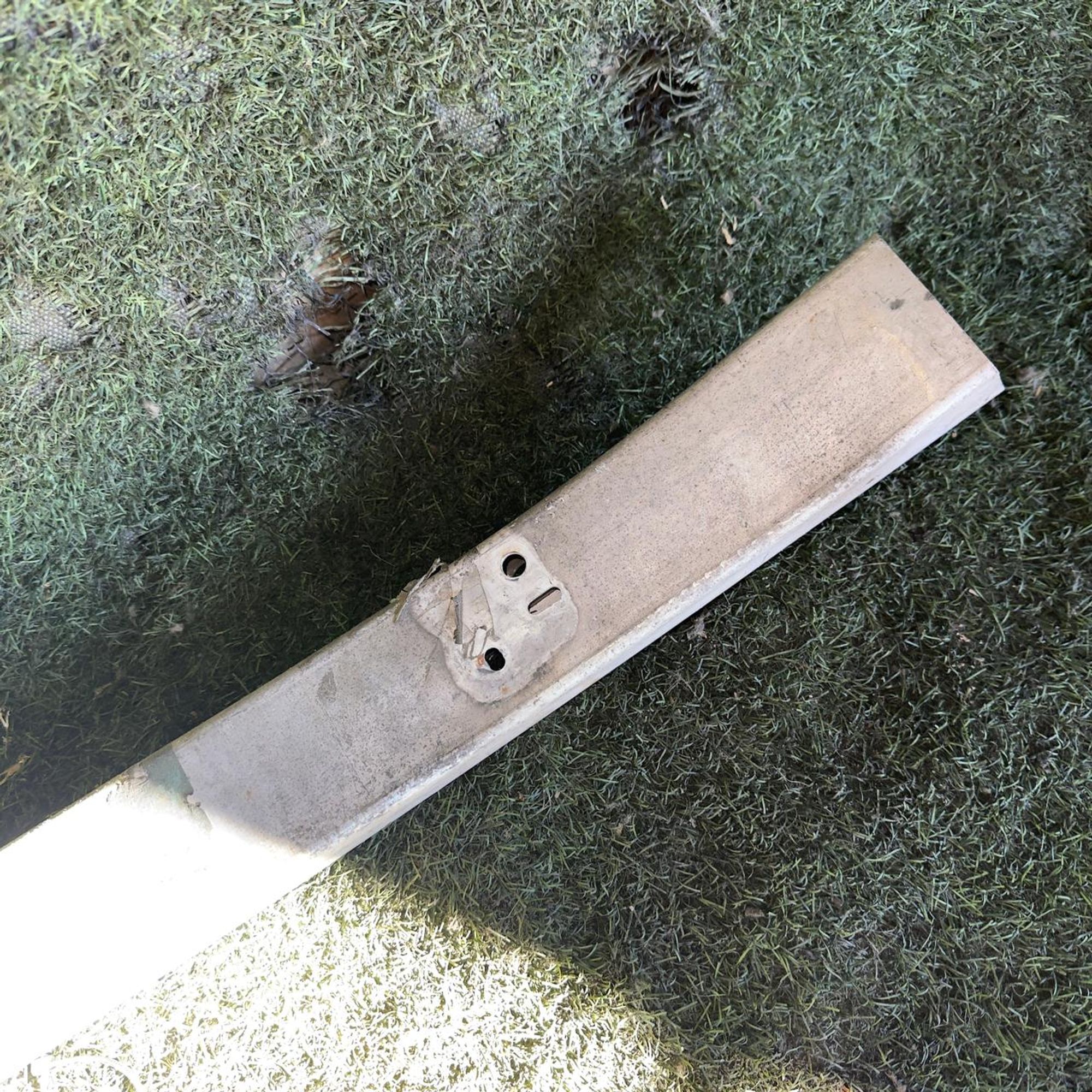 438 Усилитель бампера передний TOYOTA CRESTA GX100, 3500 рублей, Невинномысск