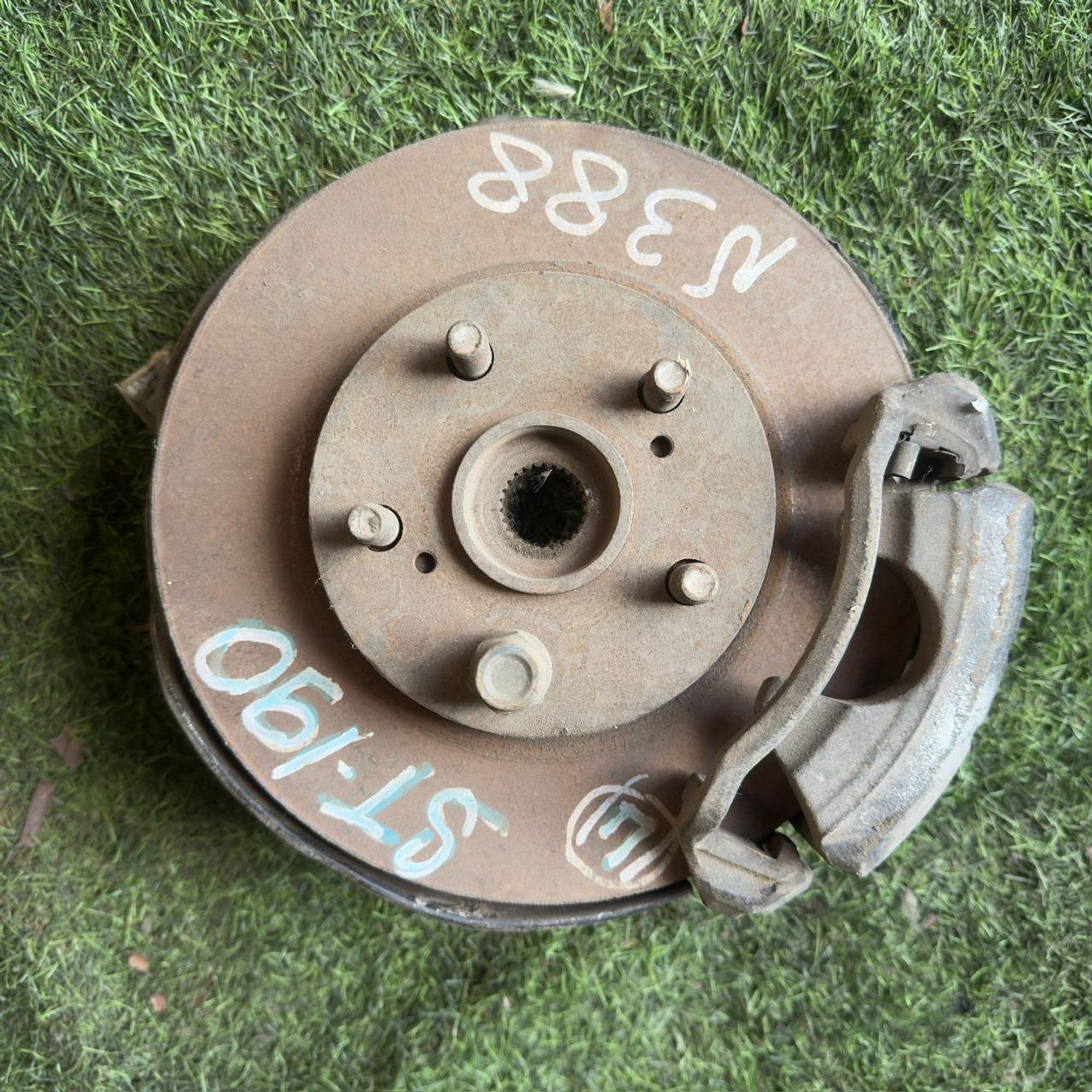 388 Ступица передняя левая TOYOTA CALDINA ST190, 7500 рублей, Невинномысск