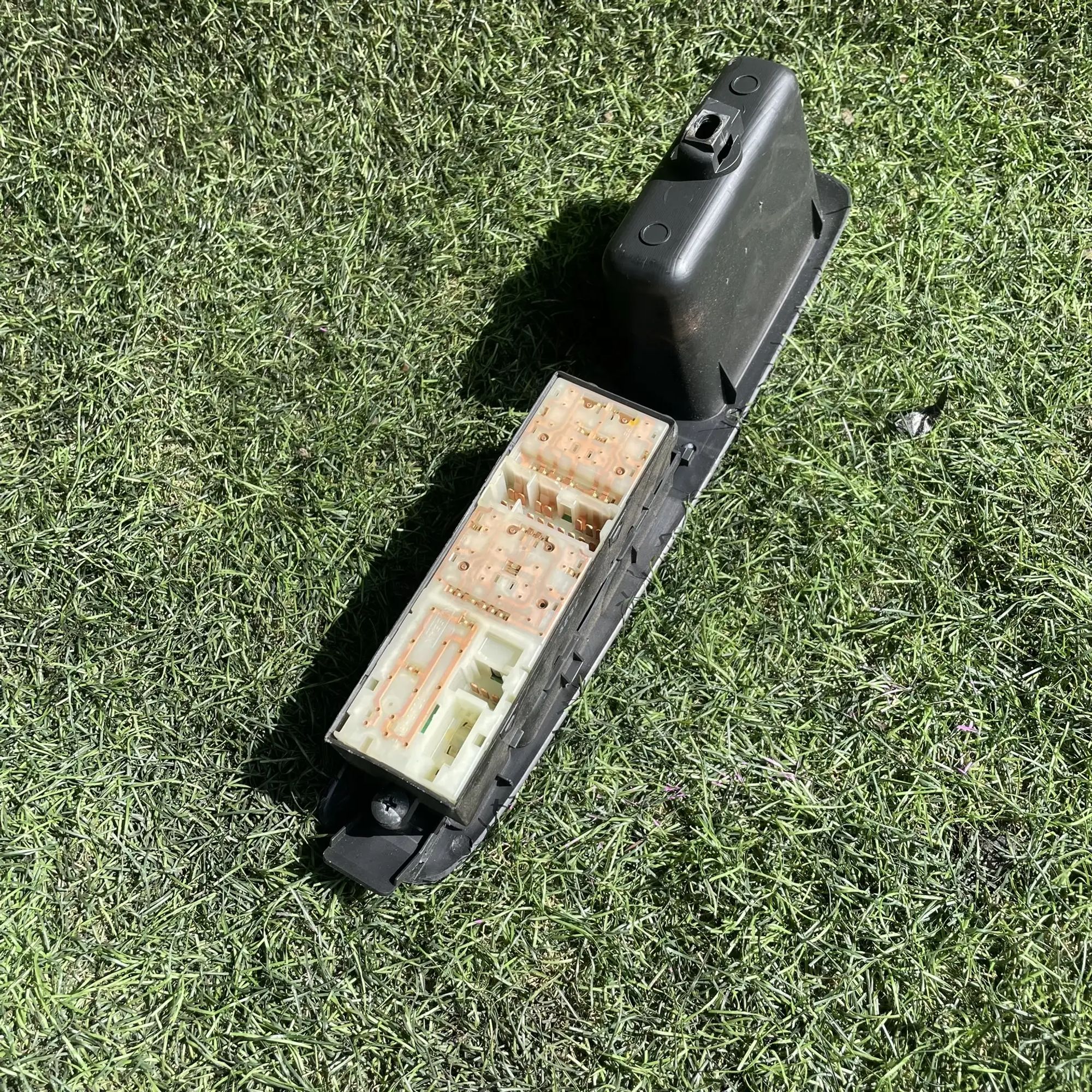 https://ycs.partsauto.market/partsauto-images/thmbs/userImages/772e461030aea93f4dbb6447c0f924d3/part/ba17c3e7-dfd5-438b-b428-10a896434bac_1776685272960.jpg
