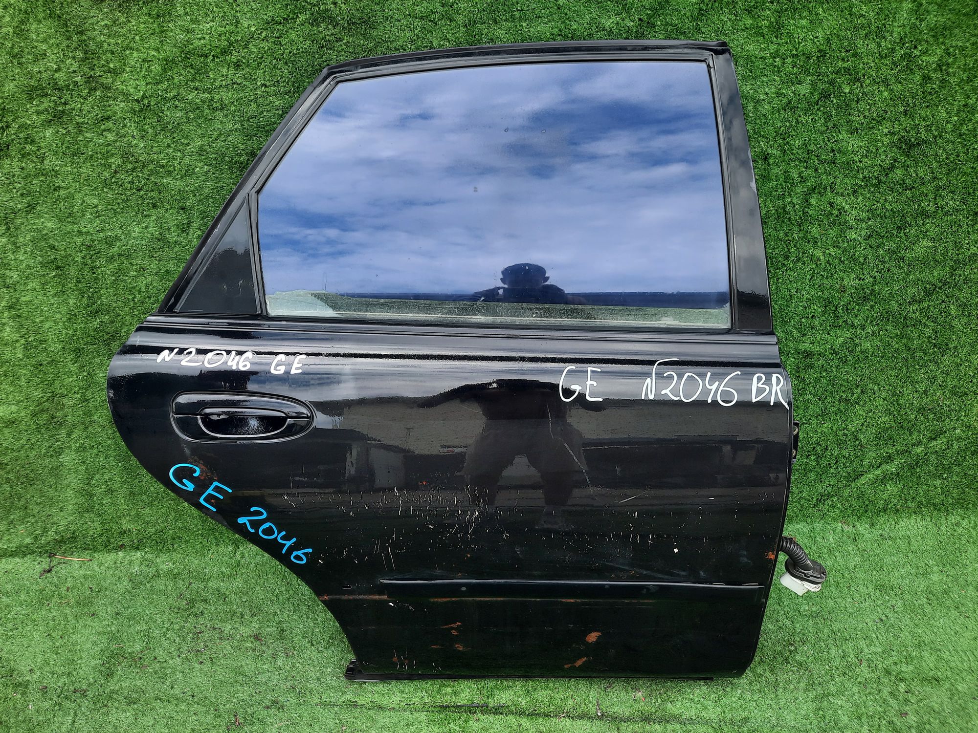 2046 дверь на MAZDA 626 GE, 4500 рублей, Невинномысск