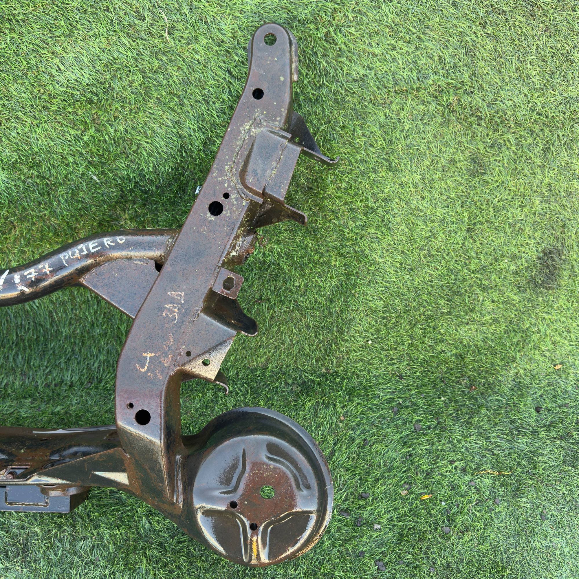 177 Подрамник задний MITSUBISHI PAJERO V75W, 15000 рублей, Невинномысск