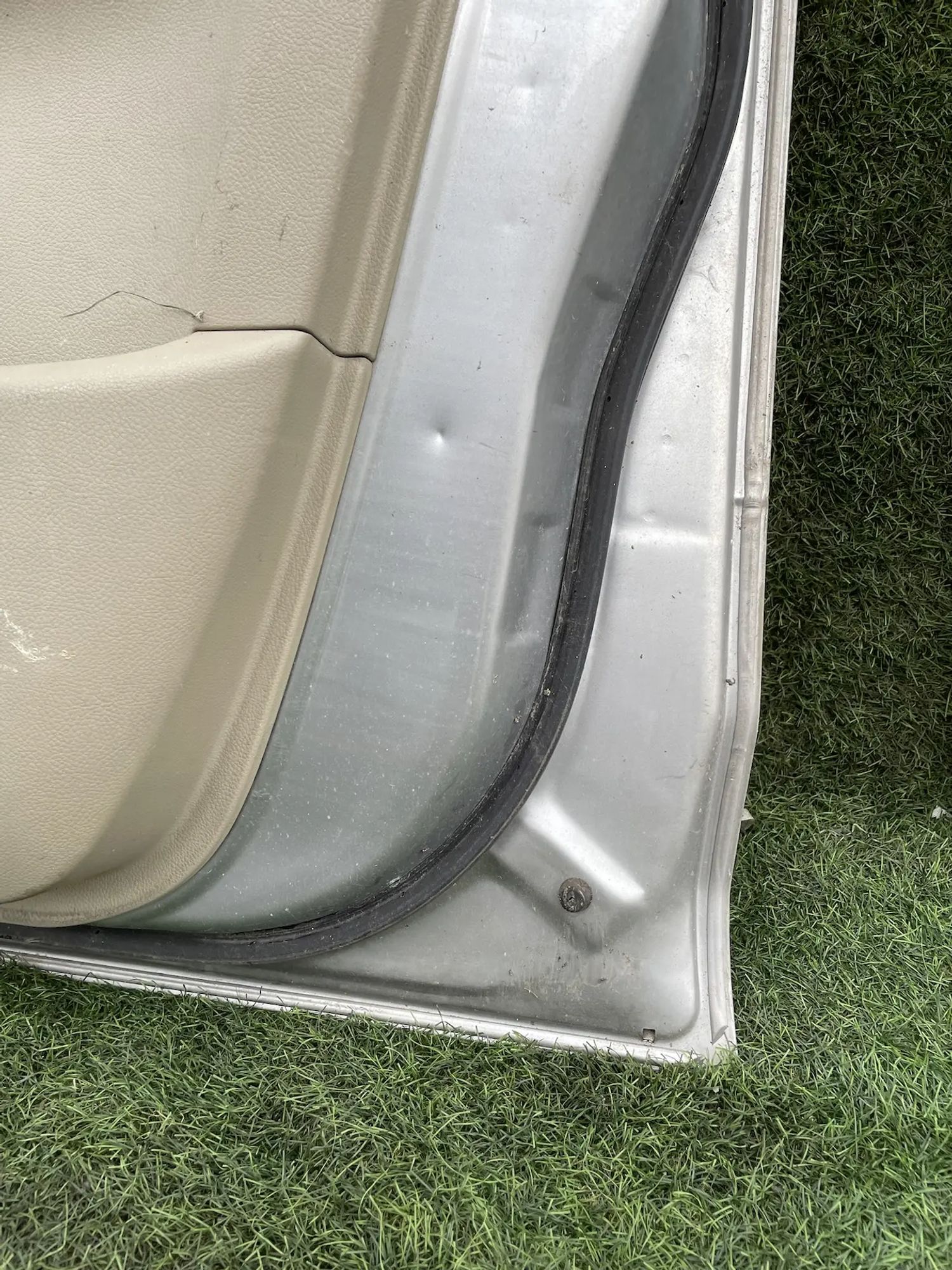 4299 Дверь передняя правая Nissan Serena III (C25) 2010, 9500 рублей, Невинномысск
