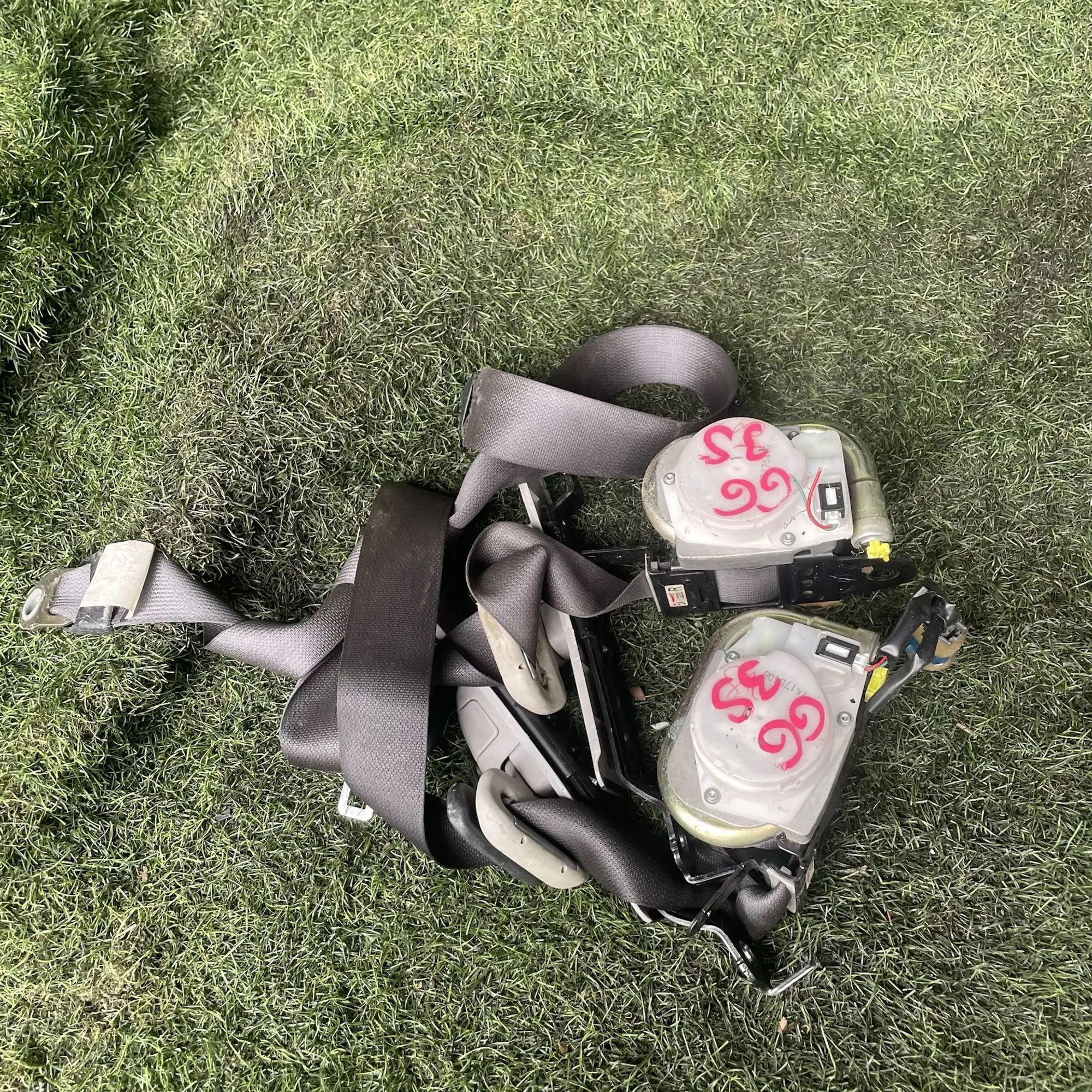 https://ycs.partsauto.market/partsauto-images/thmbs/userImages/772e461030aea93f4dbb6447c0f924d3/part/bdd7935d-c17e-4edf-8b90-4ef9956fc572_1779092528793.jpg