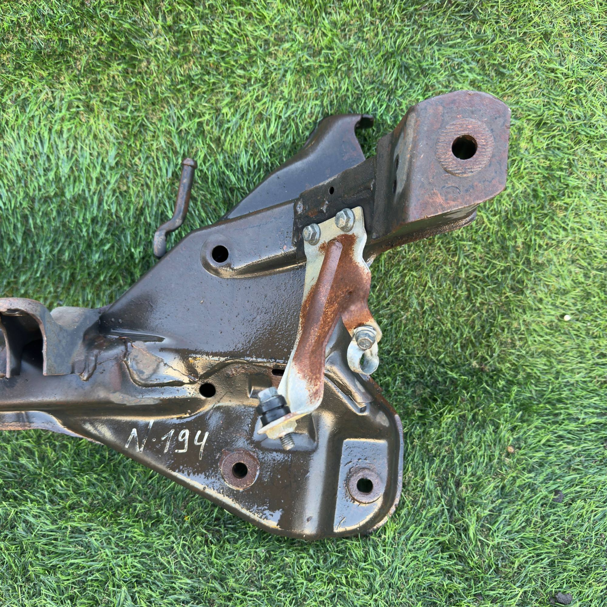 194 Подрамник передний MITSUBISHI CARISMA DA2A, 1 рублей, Невинномысск