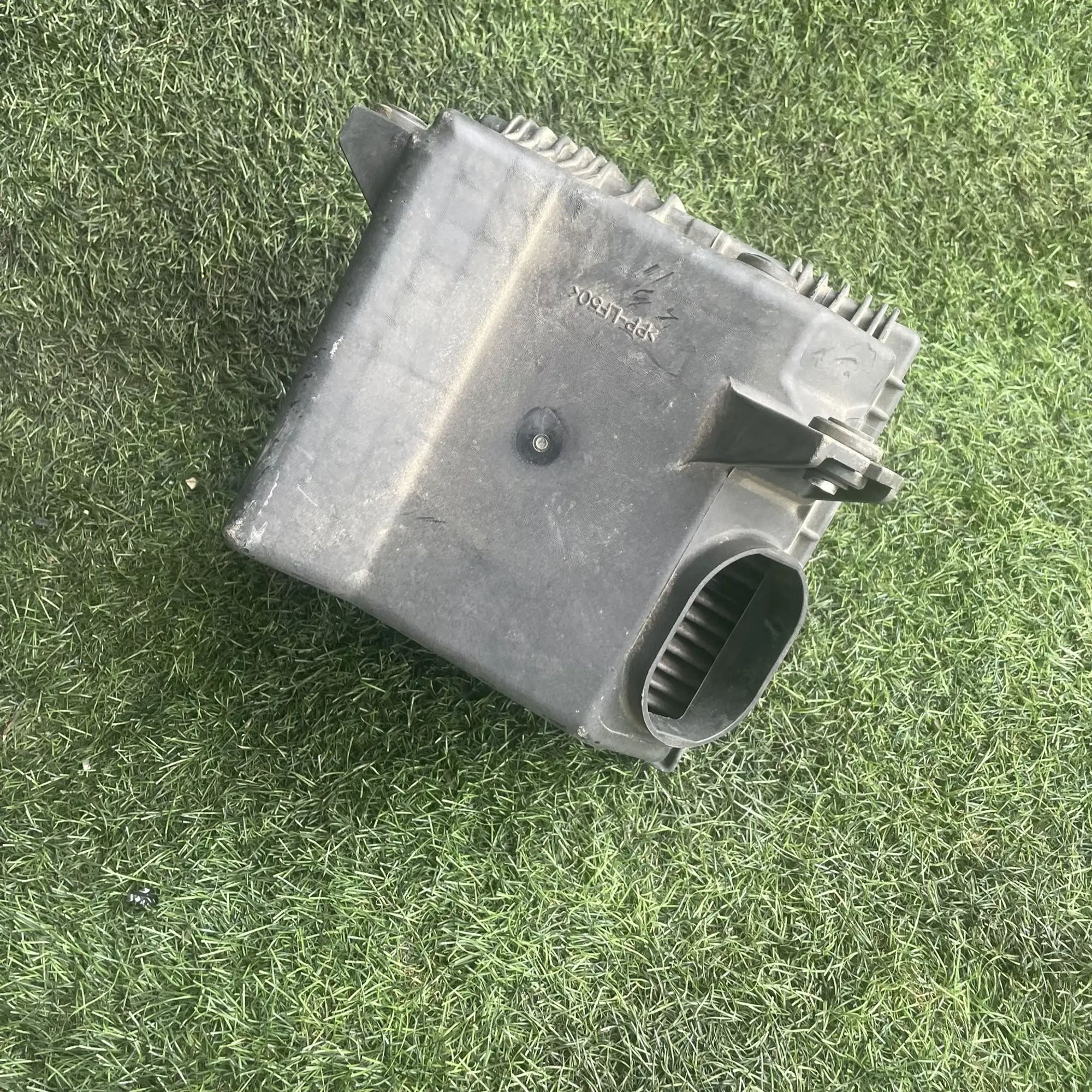 https://ycs.partsauto.market/partsauto-images/thmbs/userImages/772e461030aea93f4dbb6447c0f924d3/part/bf9295a4-e091-446d-8943-7100f21c7001_1776669763259.jpg