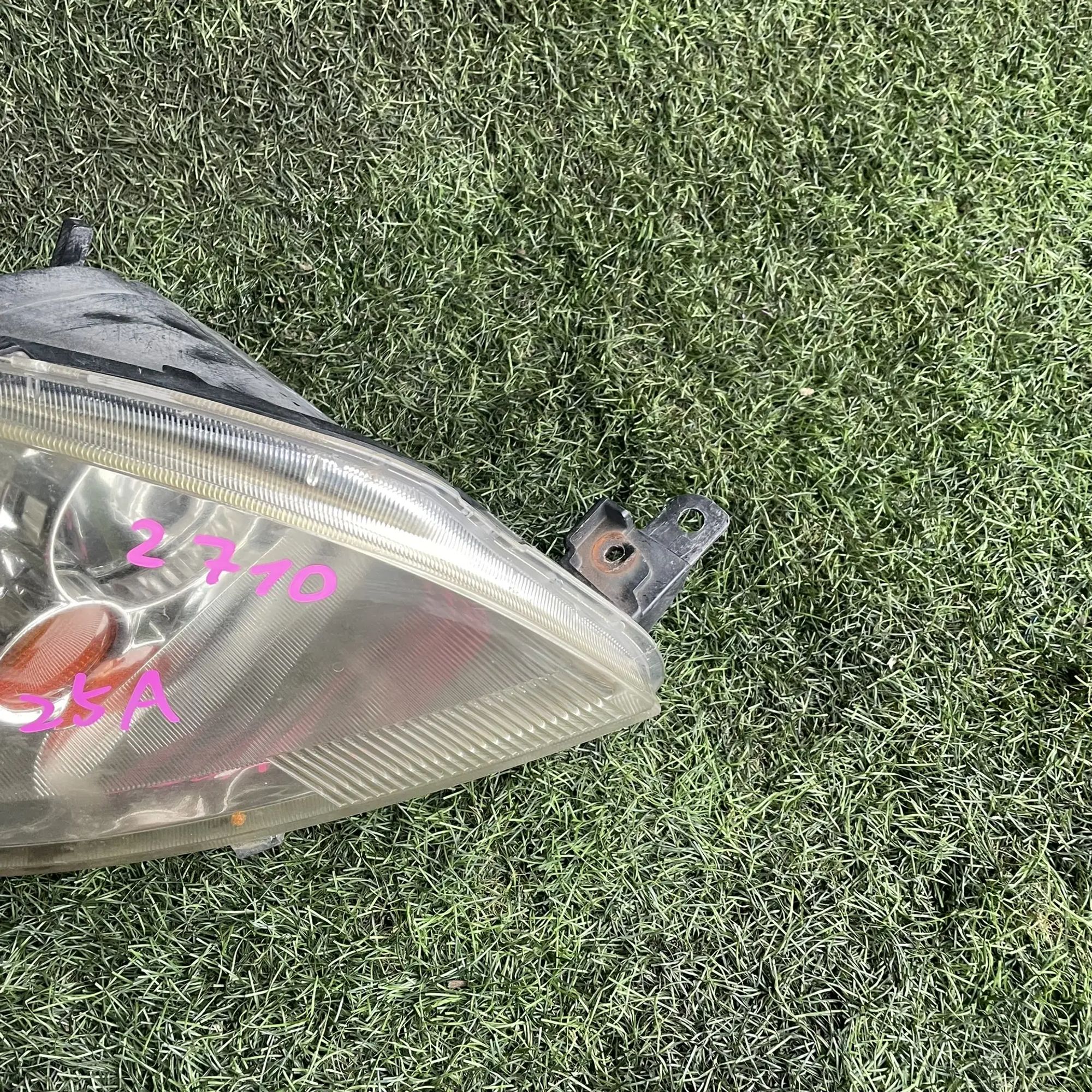 2710 Фара правая Mitsubishi Colt Z25A 4G19 1.3 2002, 6000 рублей, Невинномысск