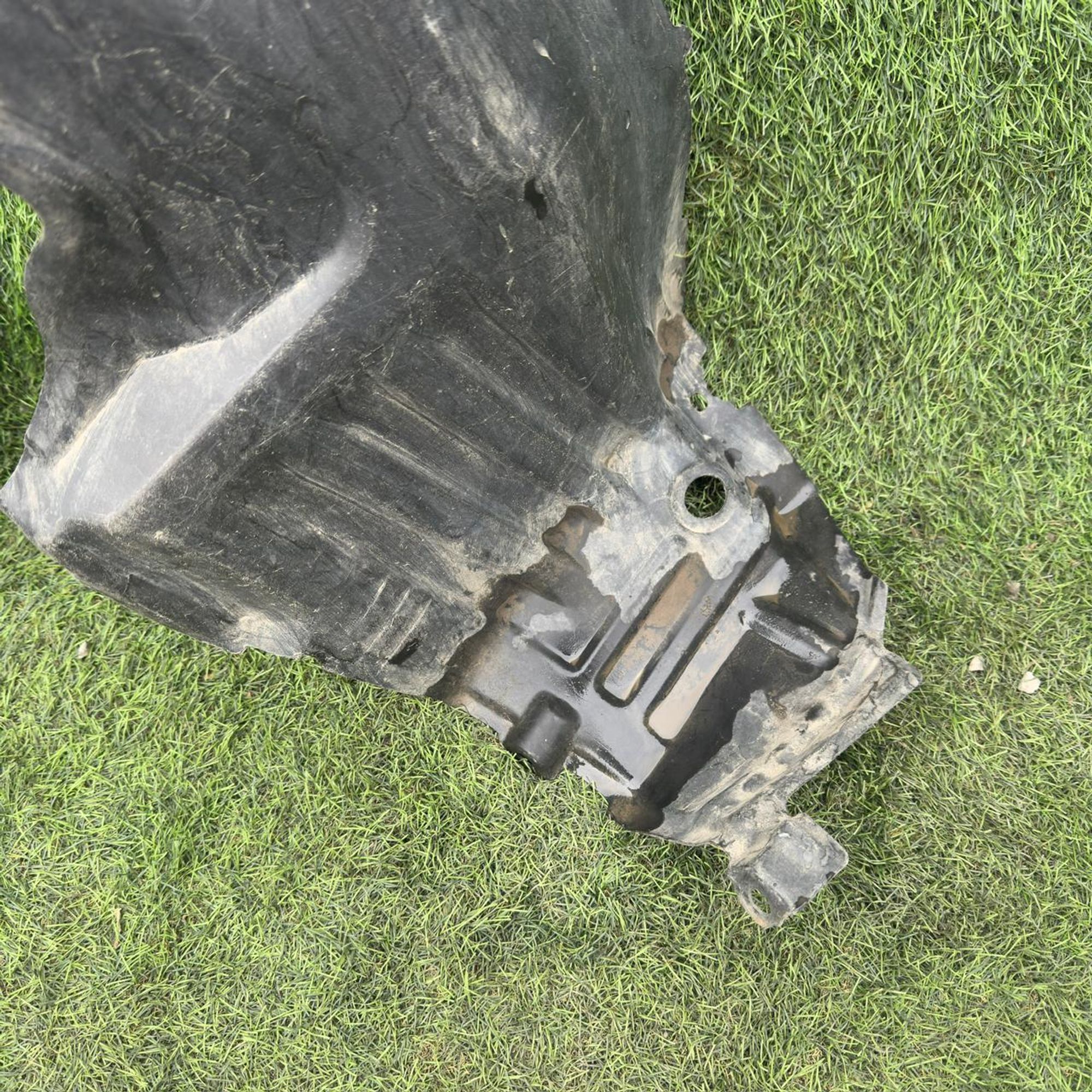 241 Подкрылок передний левый Nissan Sunny FB15, 2500 рублей, Невинномысск