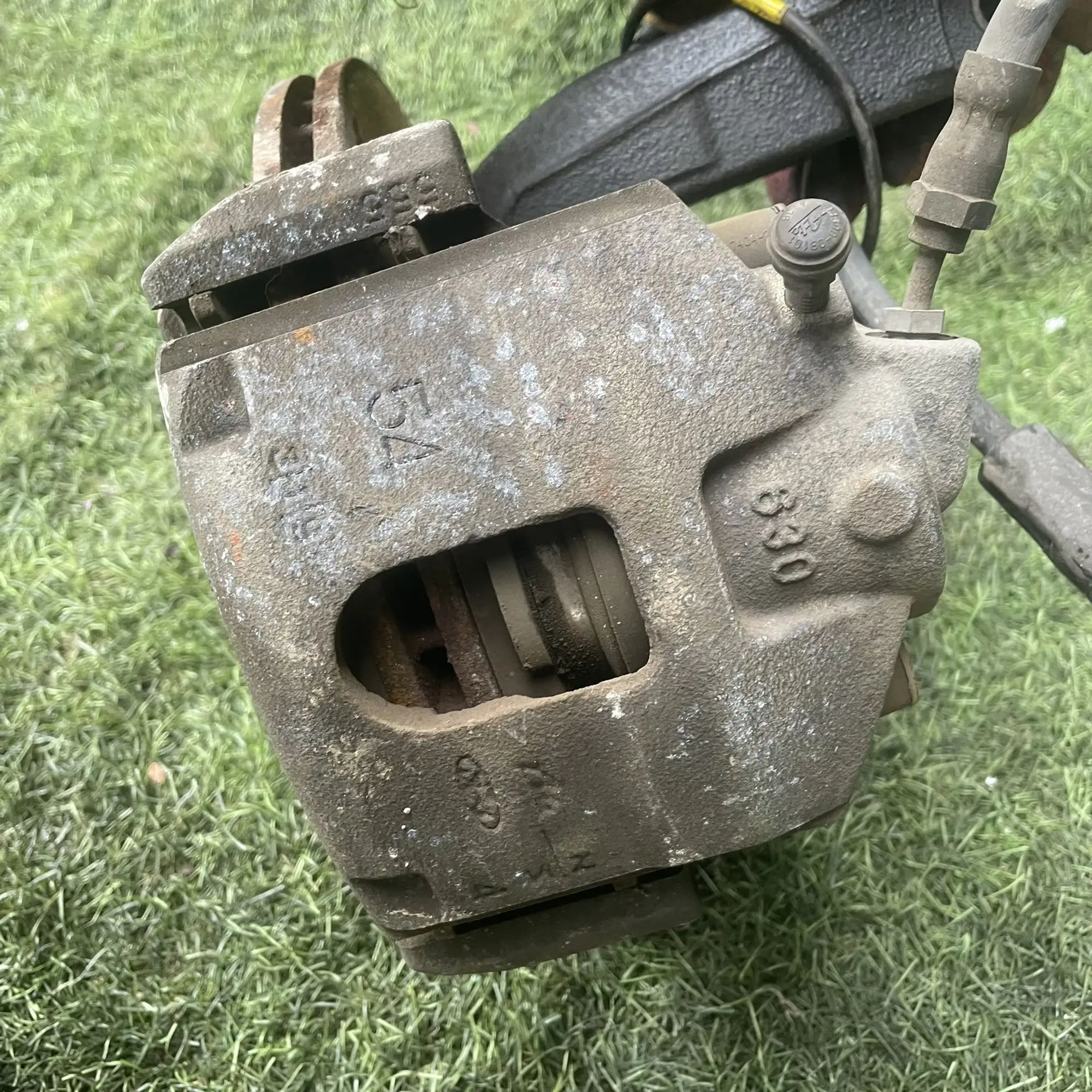 1392 Ступица передняя правая Mitsubishi Colt Z25A 4G19 1.3 2002, 6500 рублей, Невинномысск