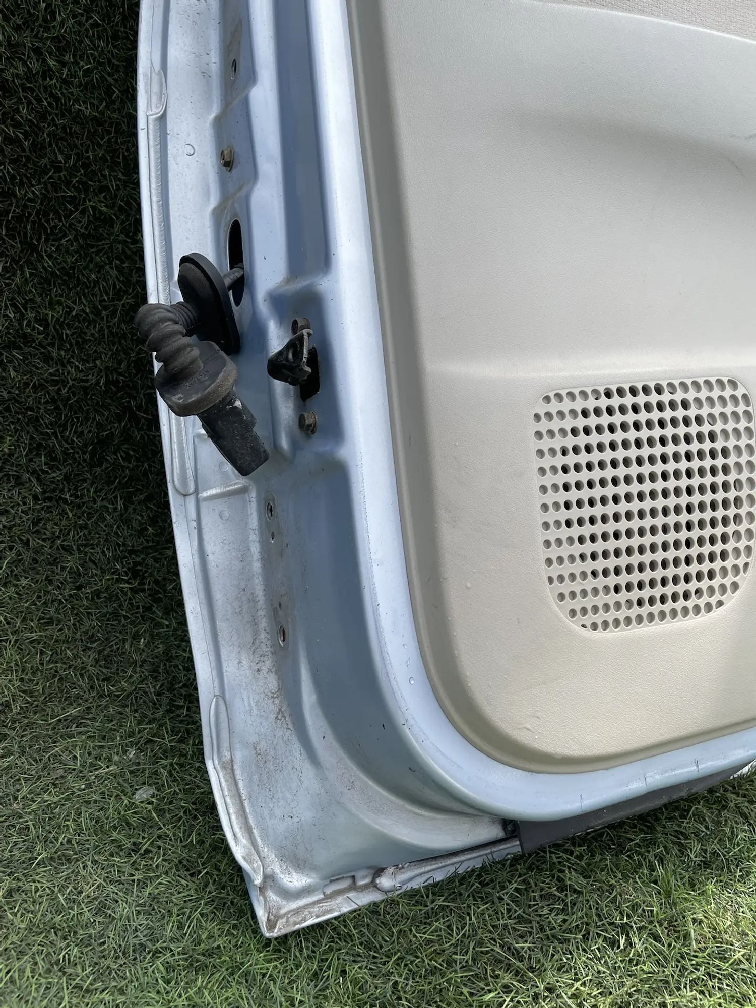 https://ycs.partsauto.market/partsauto-images/thmbs/userImages/772e461030aea93f4dbb6447c0f924d3/part/c03656c9-99ed-492a-9a81-c2648b139028_1778745650059.jpg