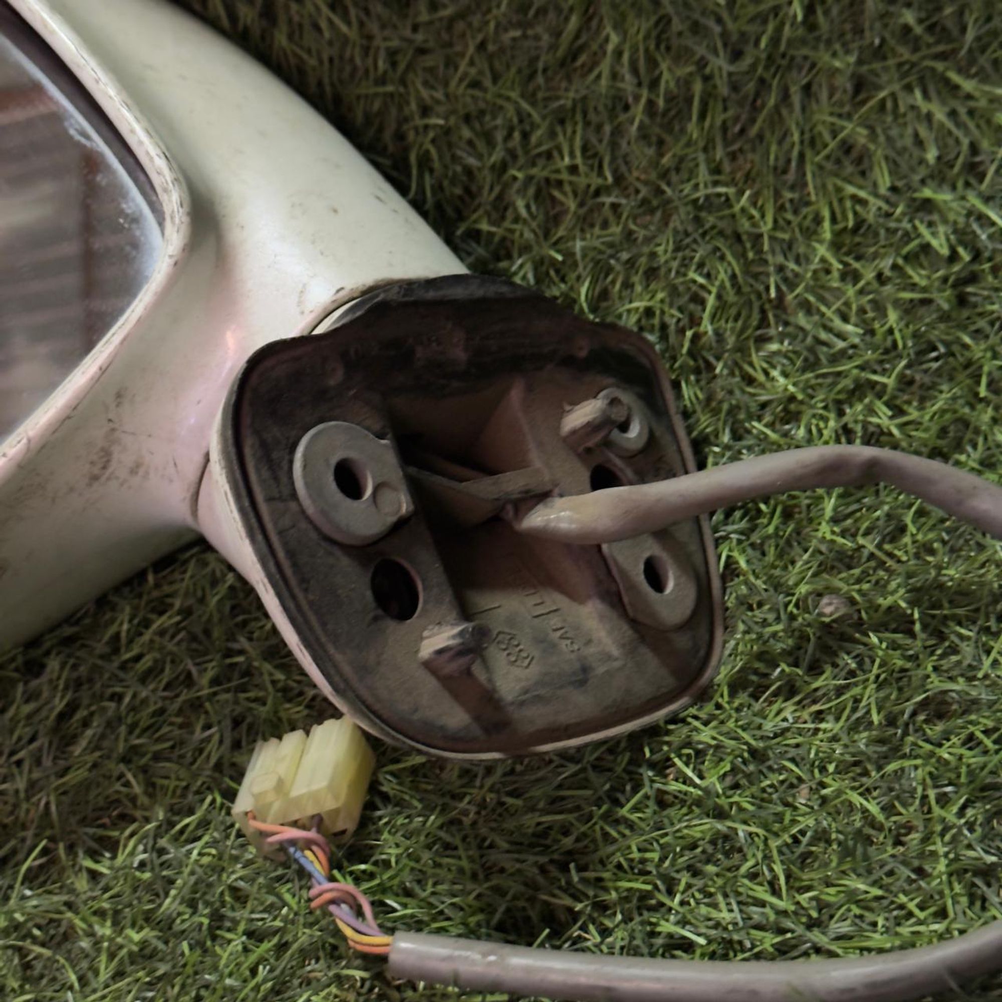 784 Зеркало боковое левое  SUZUKI AERIO RB21S, 5000 рублей, Невинномысск