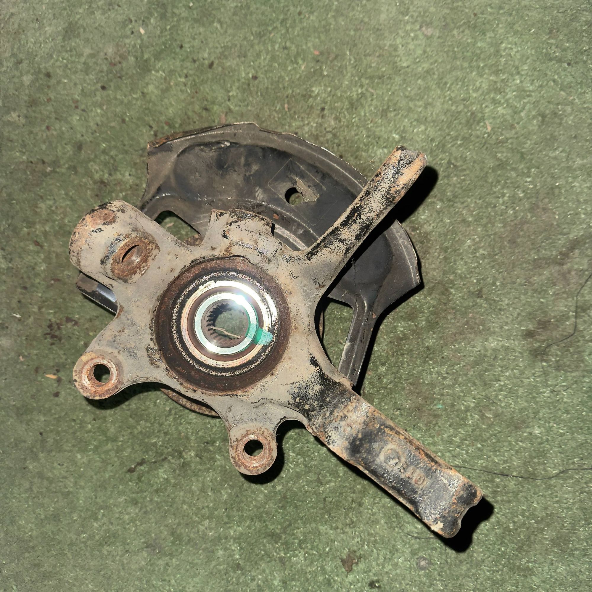 739 Ступица передняя левая NISSAN BLUEBIRD SYLPHY FG10, 3000 рублей, Невинномысск