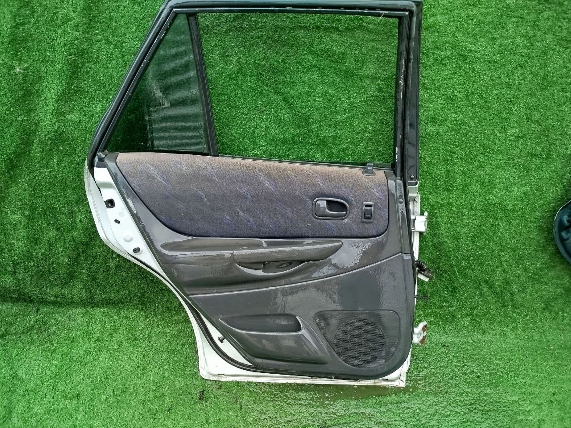 1544 Дверь задняя левая Mazda Familia VIII (BJ5W), 7000 рублей, Невинномысск