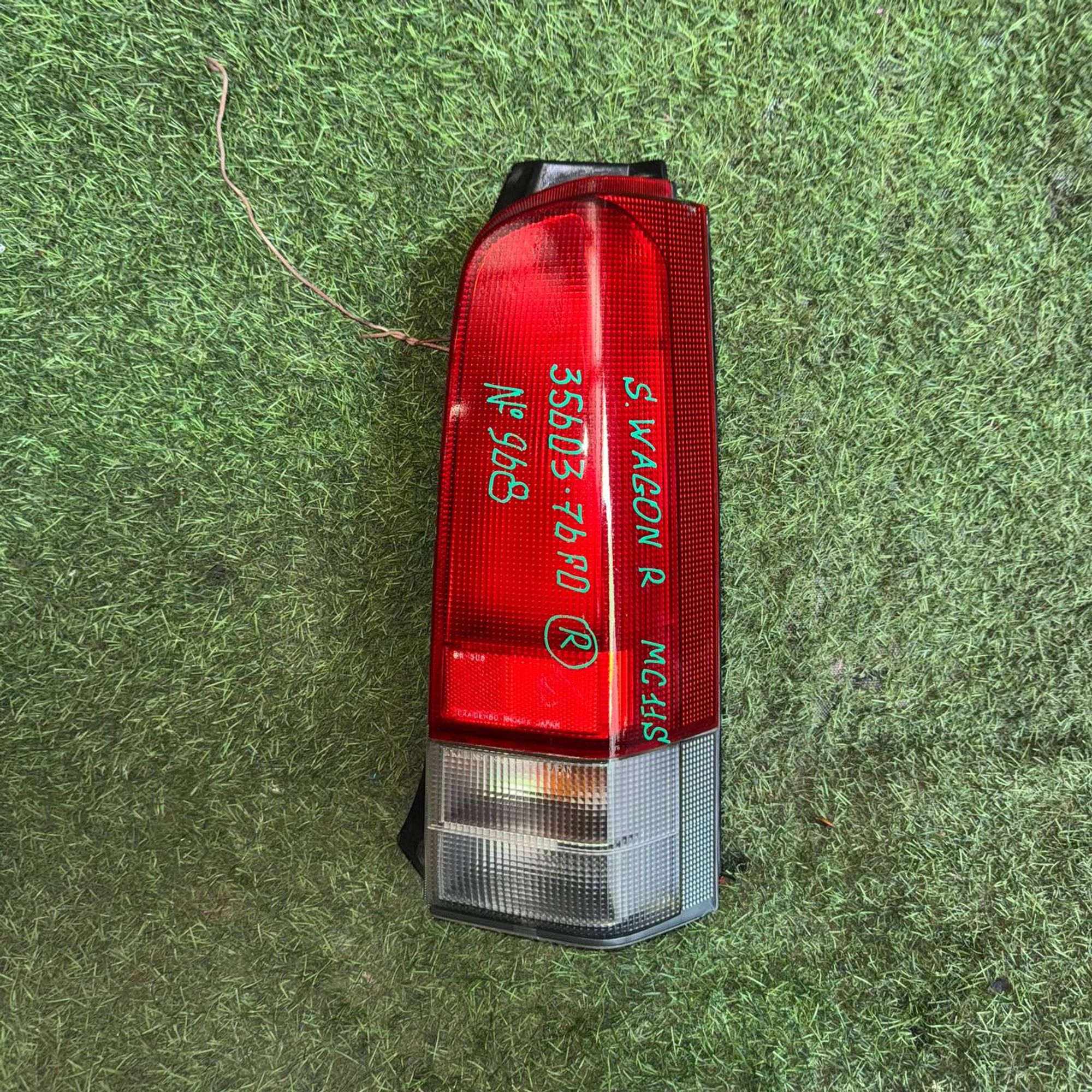 968 Фонарь задний правый SUZUKI WAGON R MC11S, 4000 рублей, Невинномысск