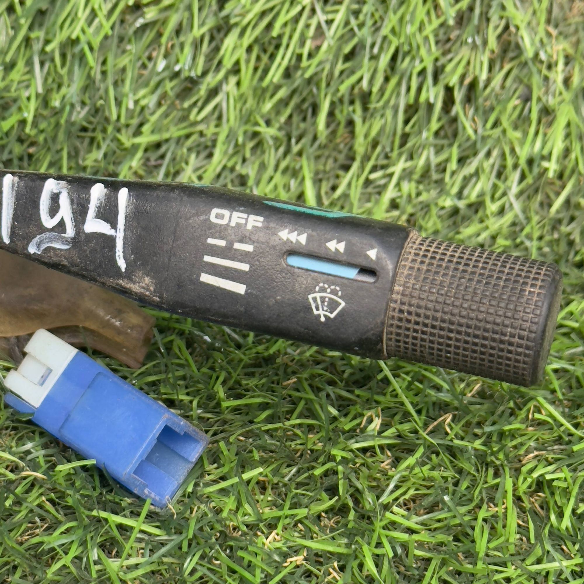 194 Подрулевой переключатель дворников Nissan E15, 2500 рублей, Невинномысск